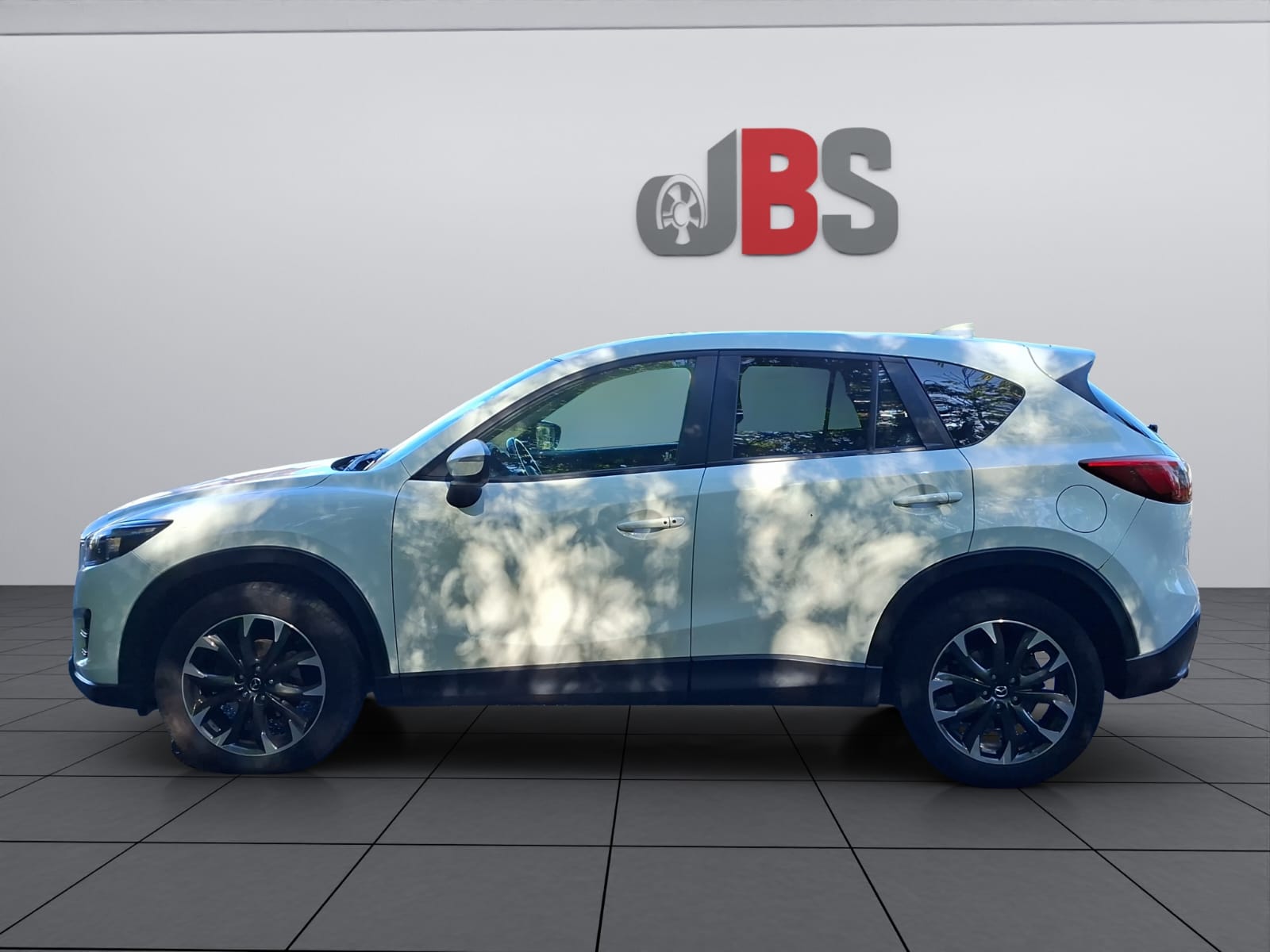 MAZDA CX-5 2.2 D HP Revolution AWD Automatic-showroom-element-3