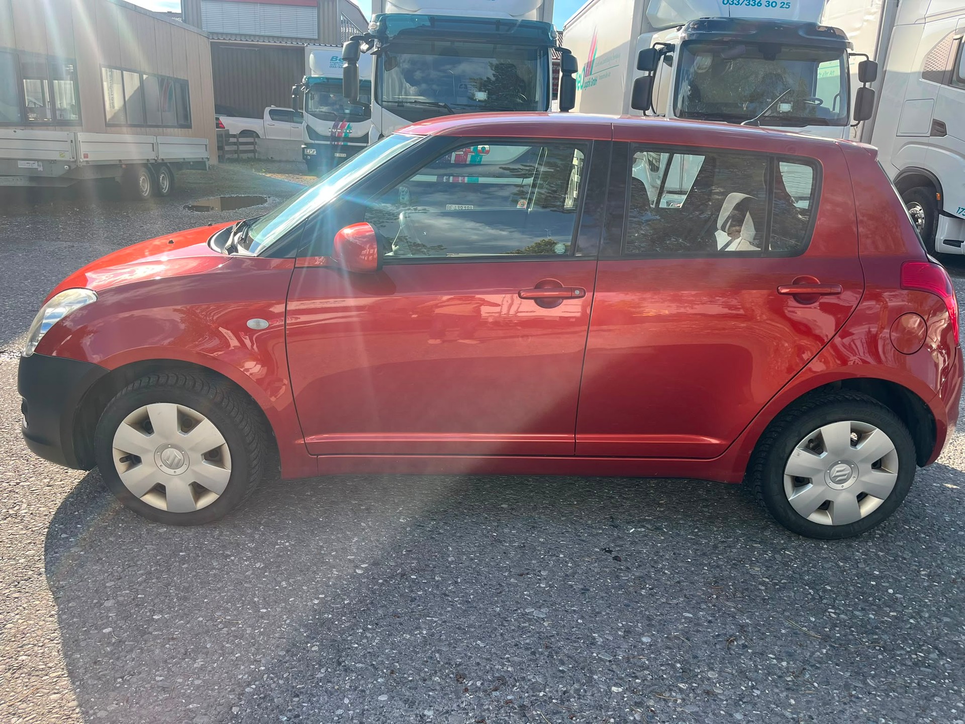 SUZUKI Swift 1.3i 16V GL 4x4-image-1