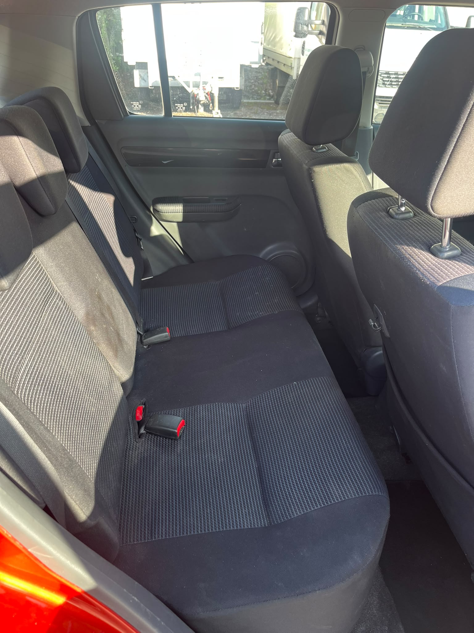 SUZUKI Swift 1.3i 16V GL 4x4-image-6