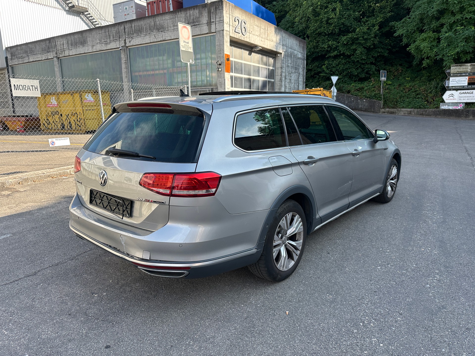 VW Passat Alltrack 2.0 TDI BMT 4Motion DSG-image-9
