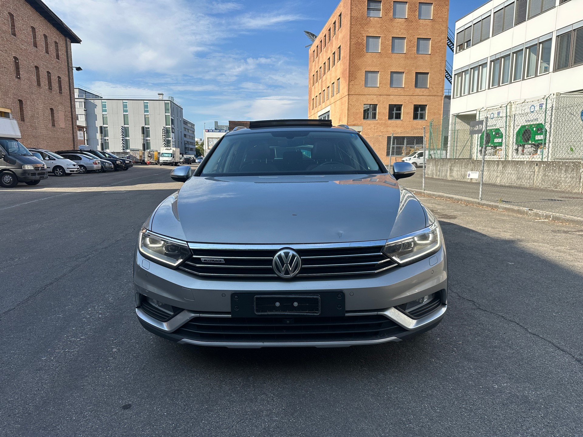 VW Passat Alltrack 2.0 TDI BMT 4Motion DSG-showroom-element-1