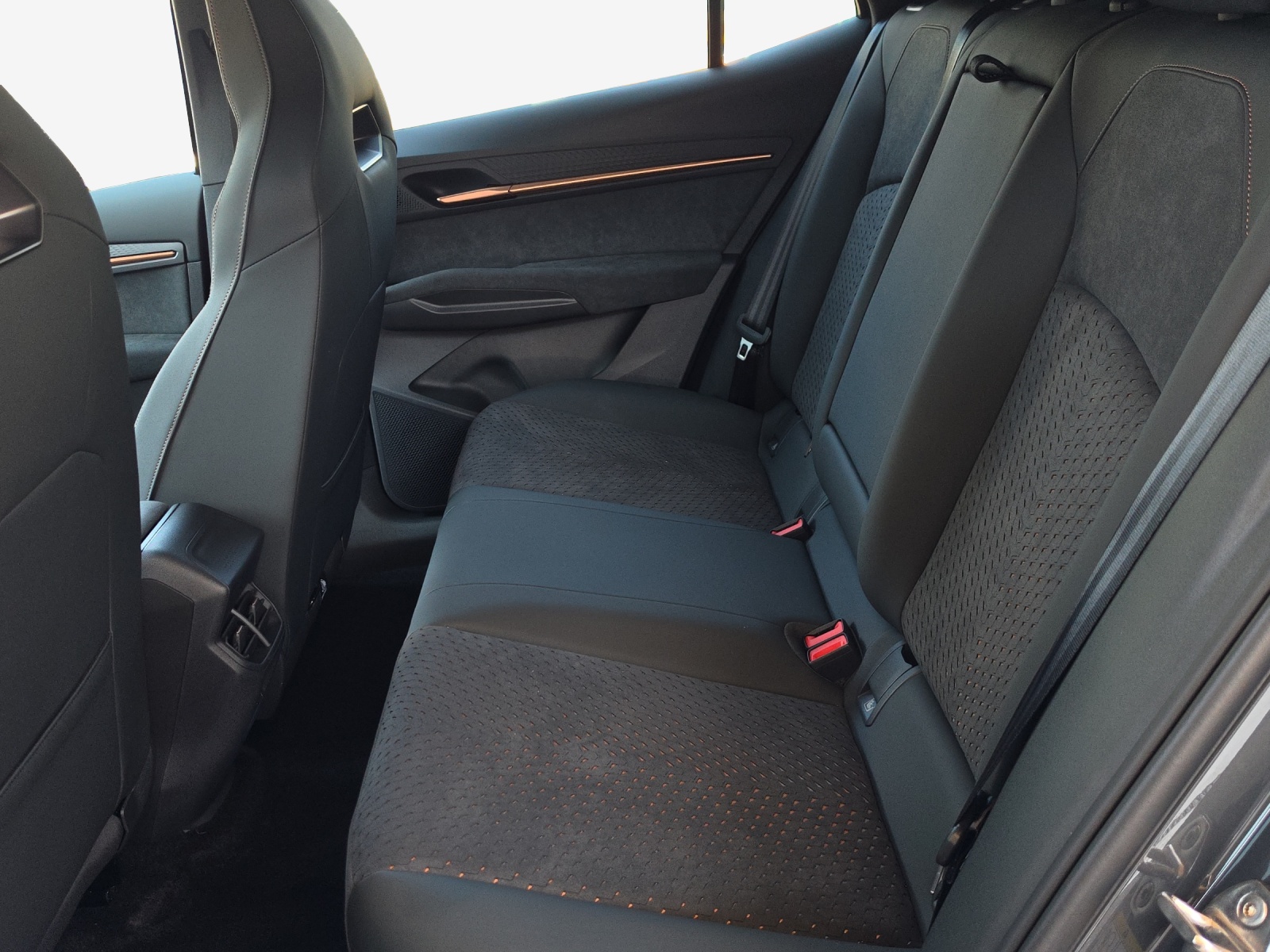 CUPRA Born 79 kWh Prime-image-11