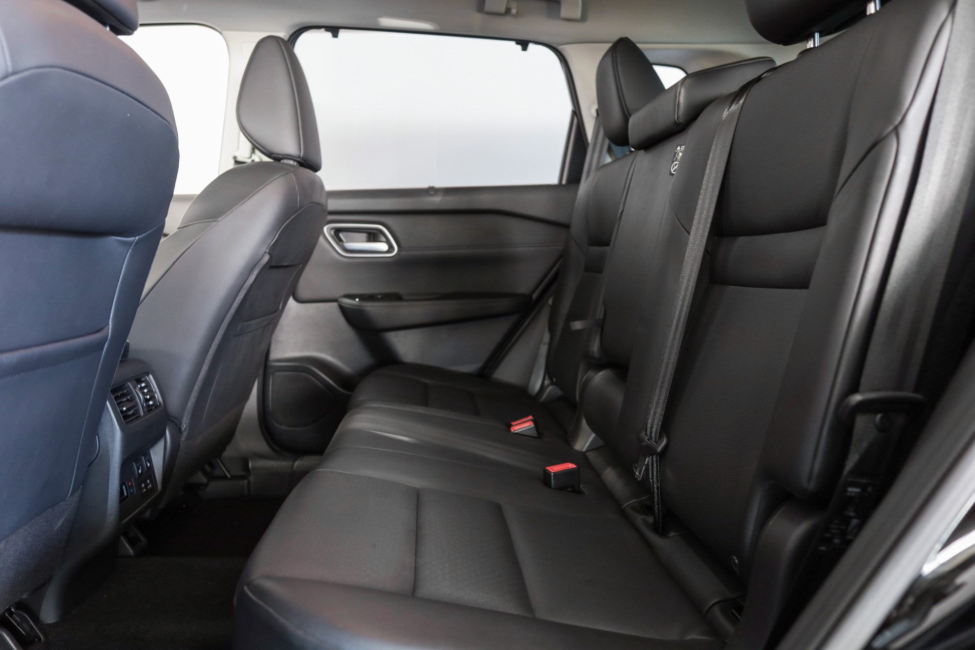 NISSAN X-Trail 1.5 VC-T e-Power 4WD 7 Sitze-image-8