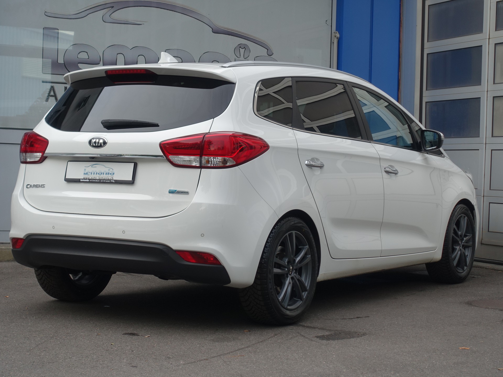 KIA Carens 1.7 CRDi Style DCT-showroom-element-3