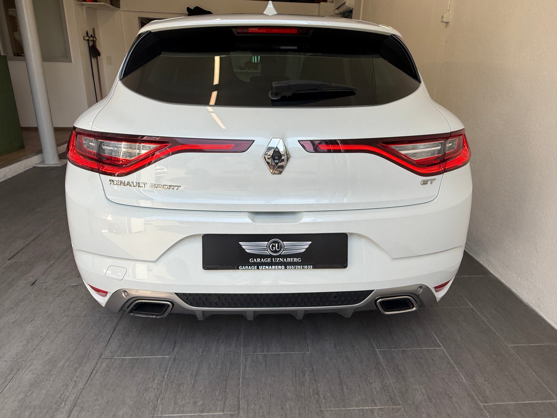 RENAULT Mégane 1.6 16V Turbo GT EDC Ab 160.- pro Monat-showroom-element-3