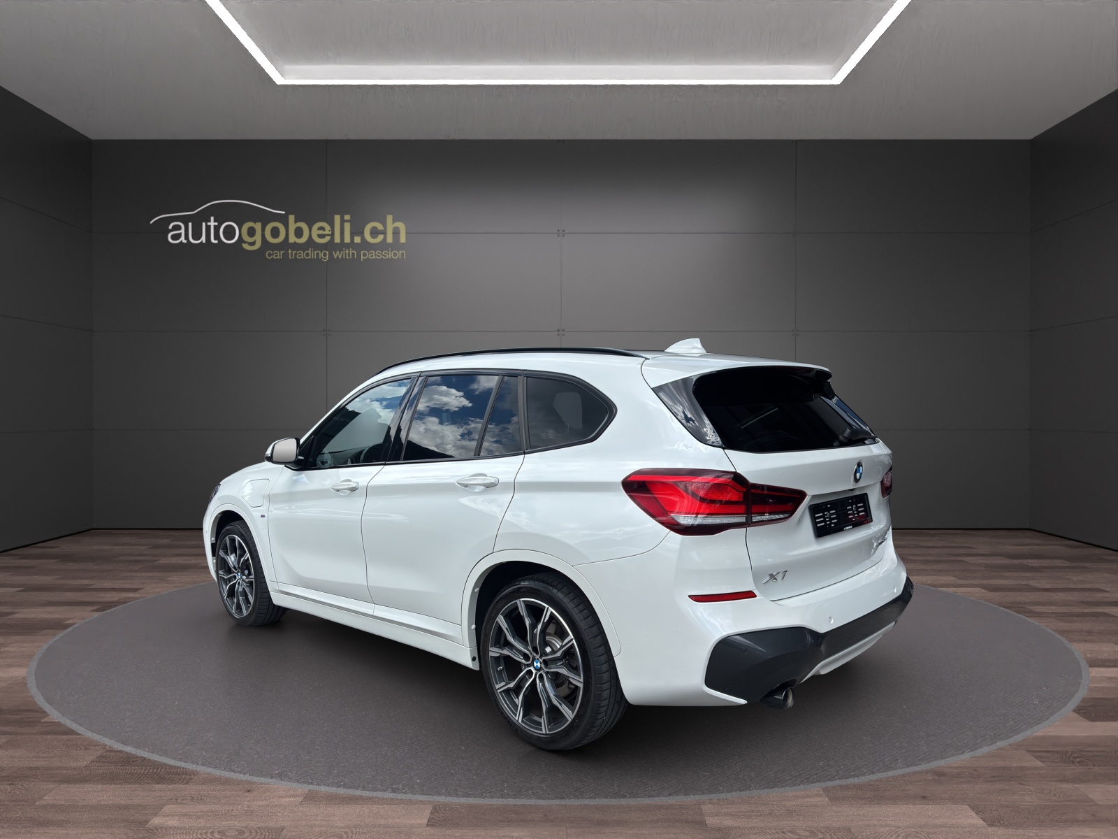 BMW X1 xDrive 25e M Sport Steptronic-showroom-element-1