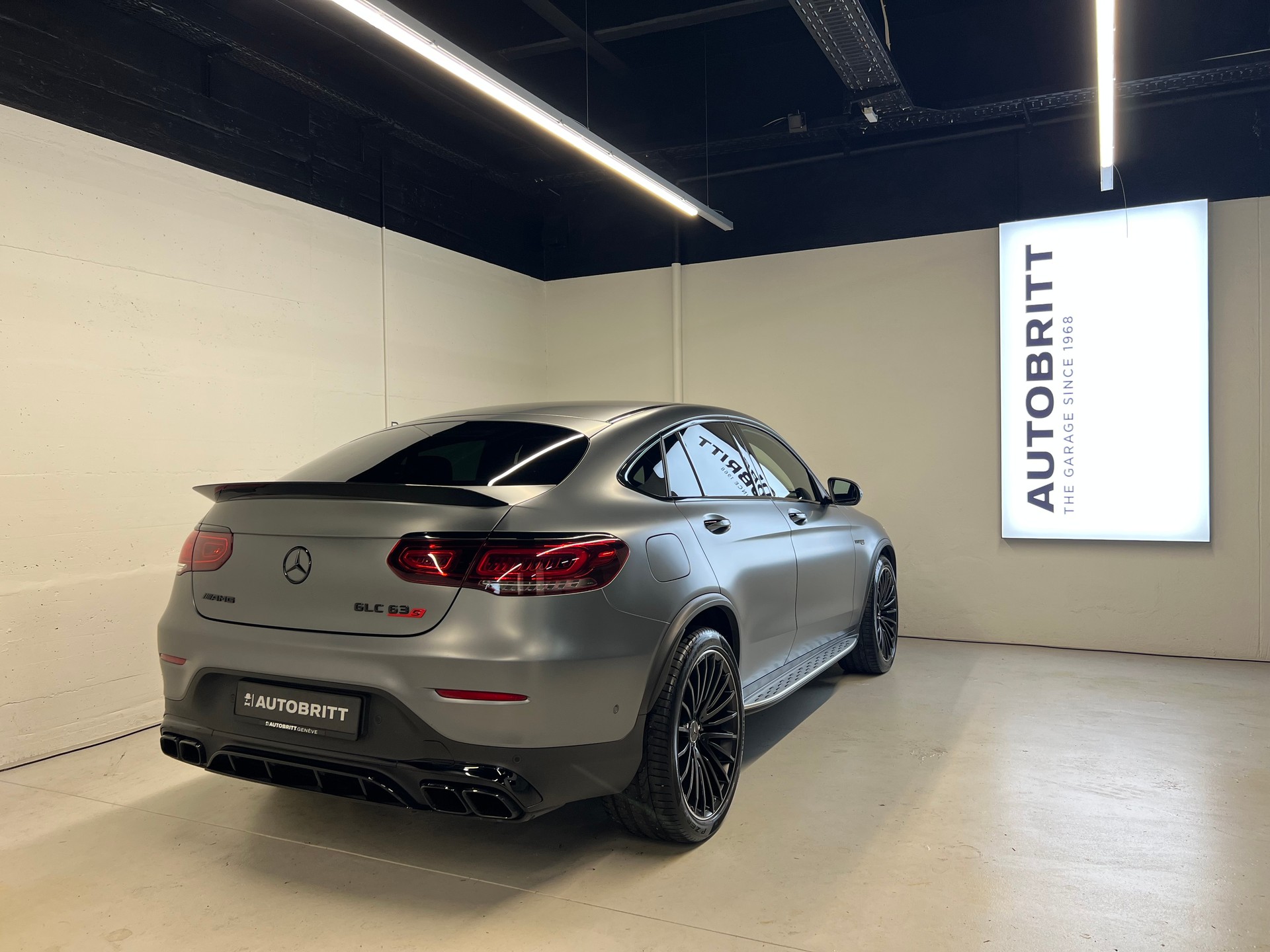 MERCEDES-BENZ Classe GLC C253 Coupé GLC 63 S AMG 4m+-showroom-element-1
