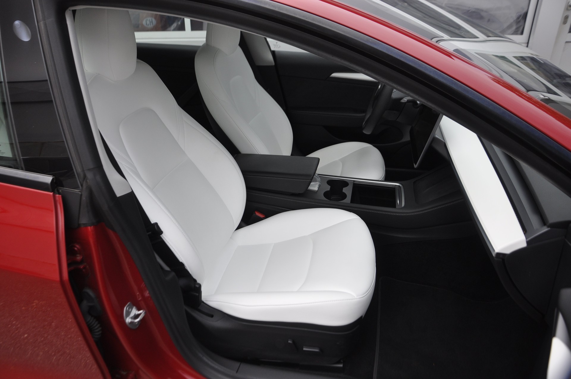 TESLA Model 3 Long Range Dual Motor AWD-image-8