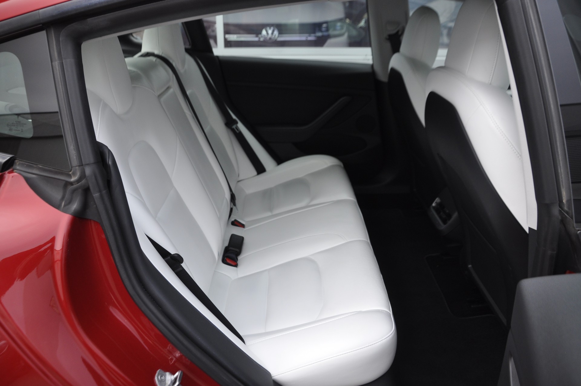 TESLA Model 3 Long Range Dual Motor AWD-image-9