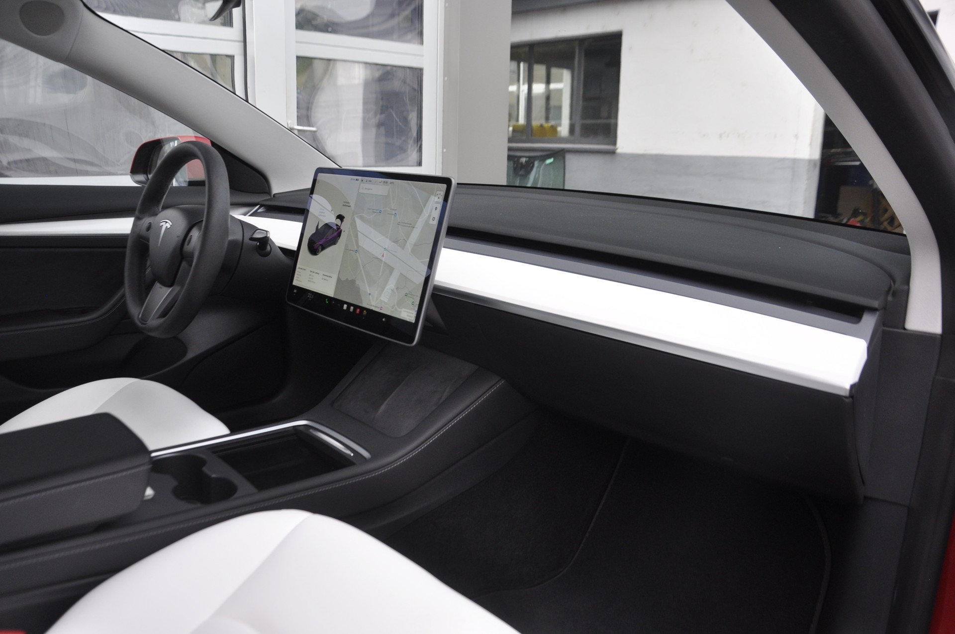 TESLA Model 3 Long Range Dual Motor AWD-image-7