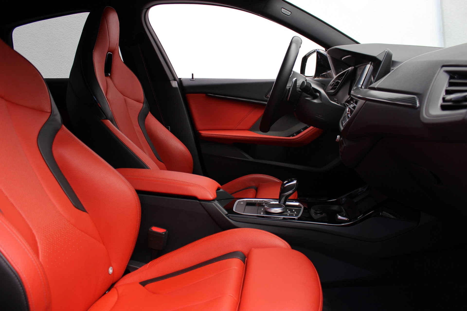 BMW M235i Gran Coupé xDrive M PERFORMANCE PAKET-showroom-element-1