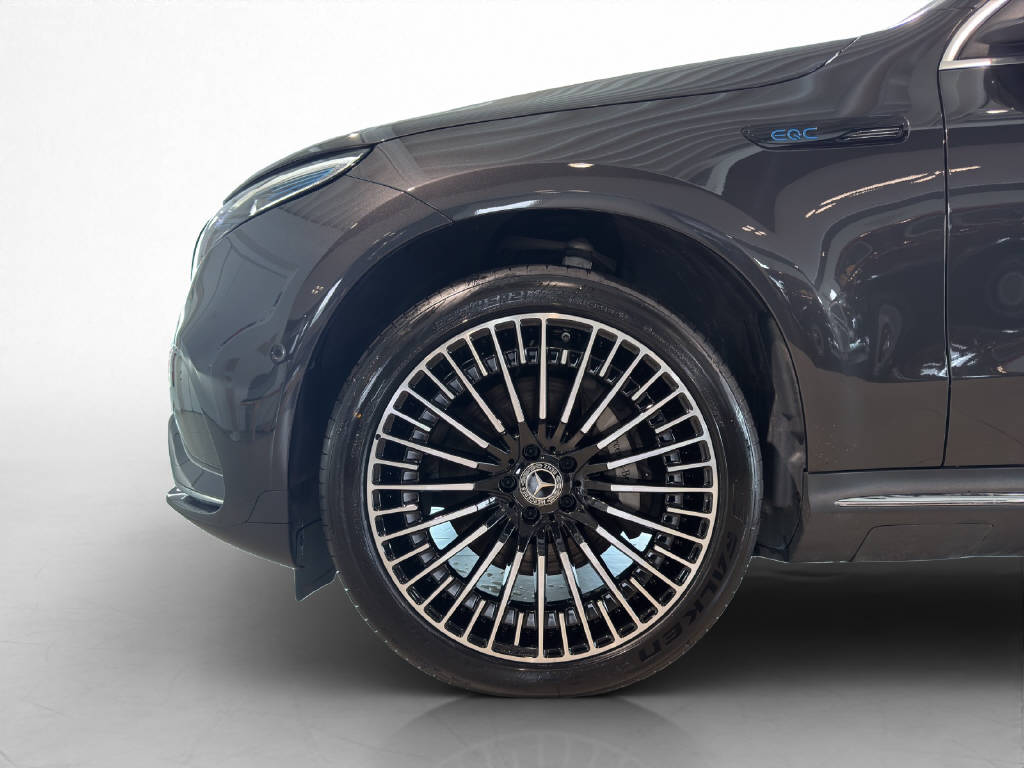 MERCEDES-BENZ EQC 400 AMG Line 4Matic-image-7
