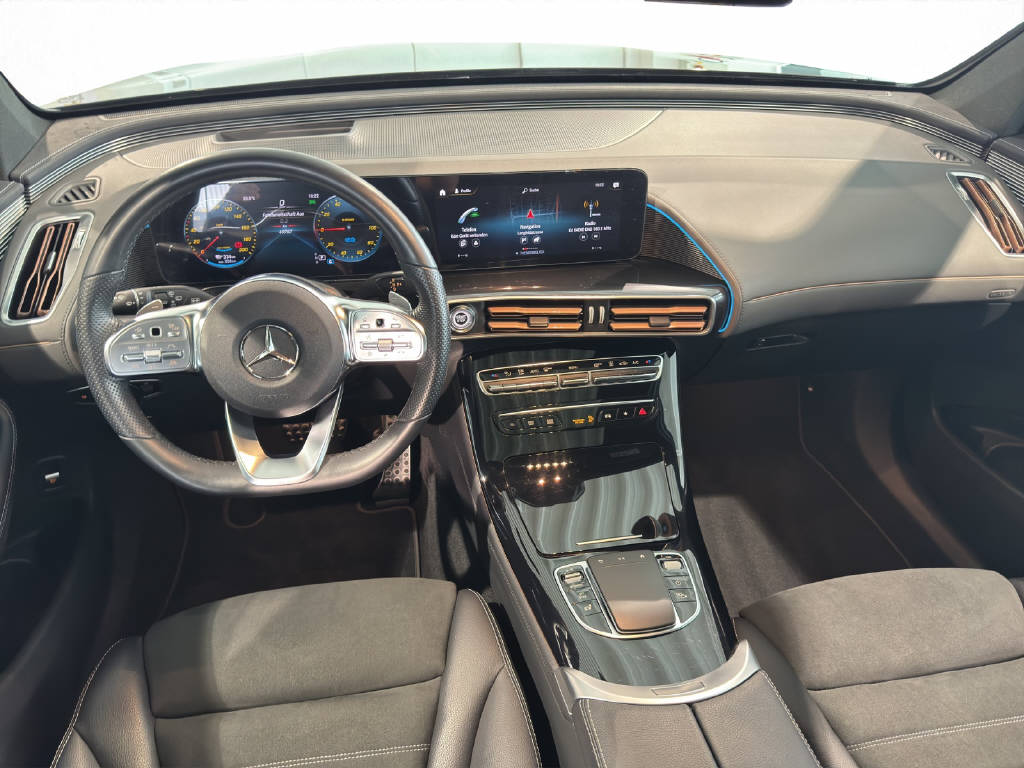 MERCEDES-BENZ EQC 400 AMG Line 4Matic-image-14