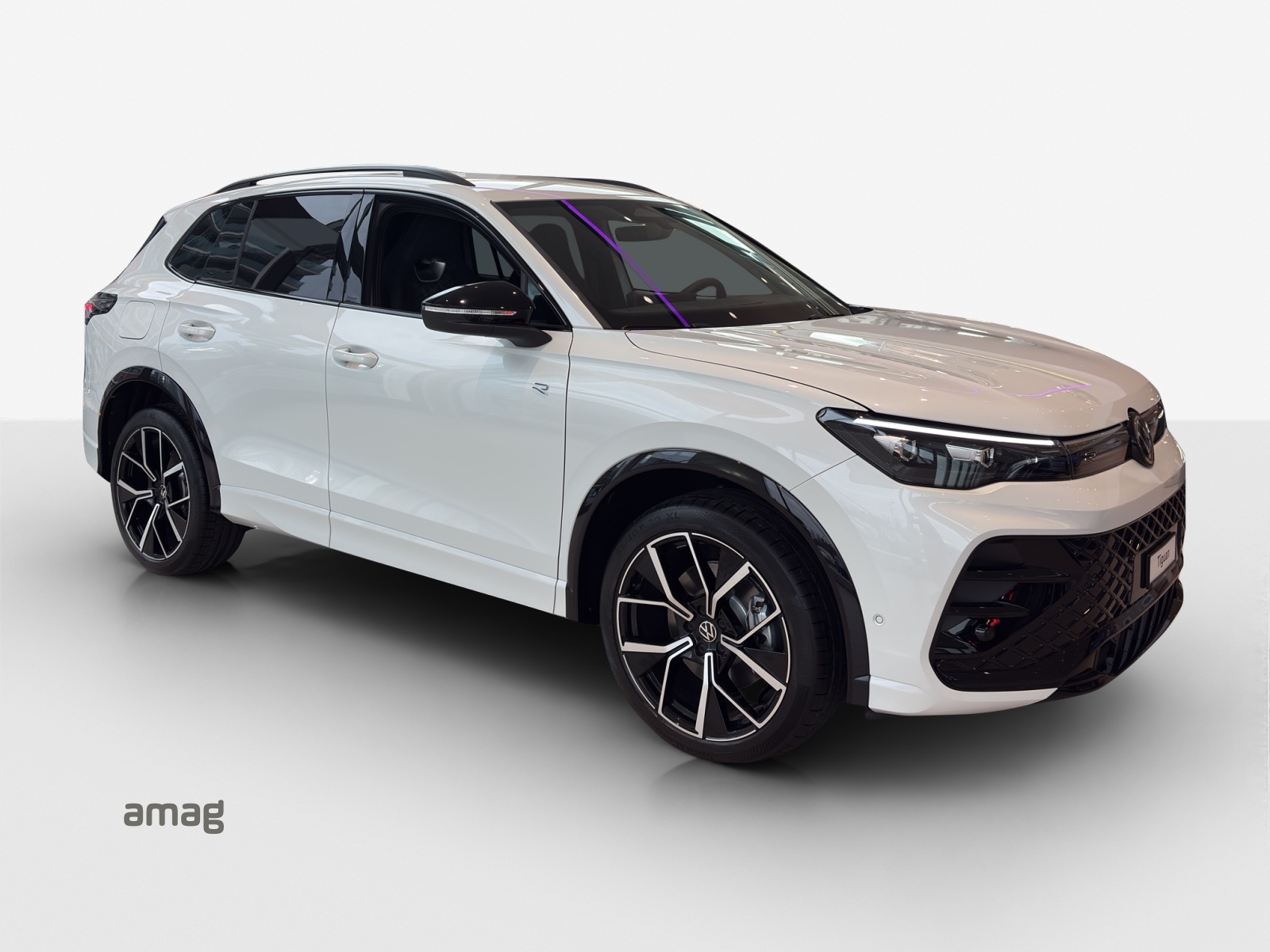 VW Tiguan 2.0 TSI DSG R-Line 4Motion-image-14