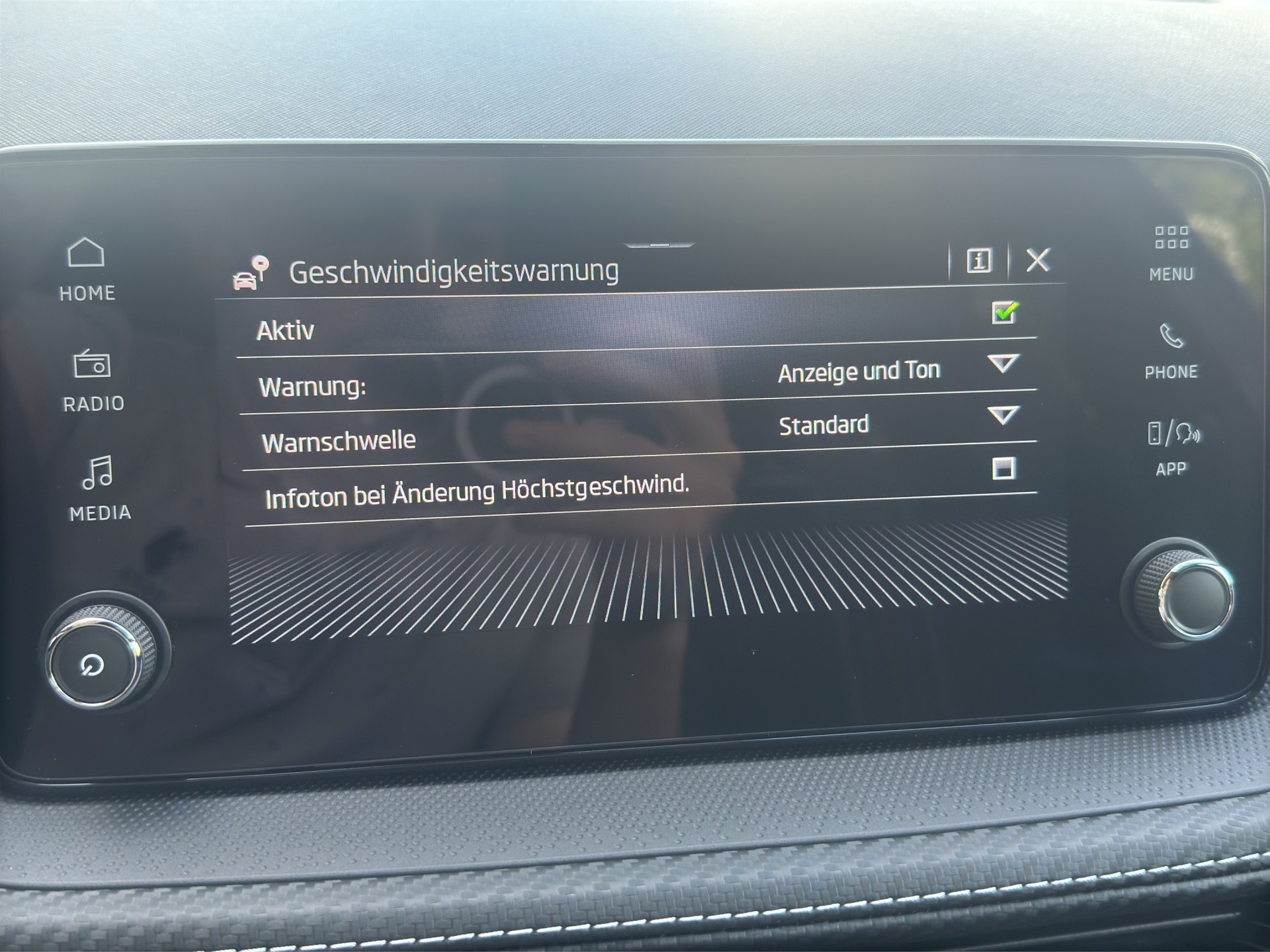 SKODA Fabia 1.5 TSI Monte Carlo DSG Automat 5 Jahre Werksgarantie!-image-22