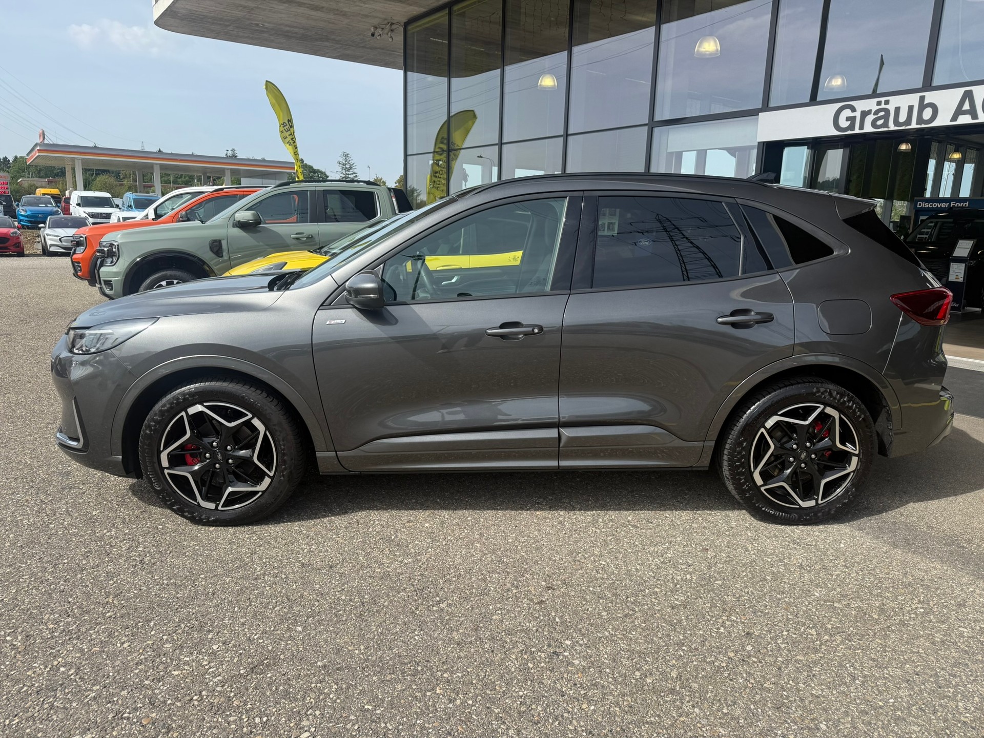 FORD Kuga 2.5 FHEV ST-Line X 4WD-showroom-element-3