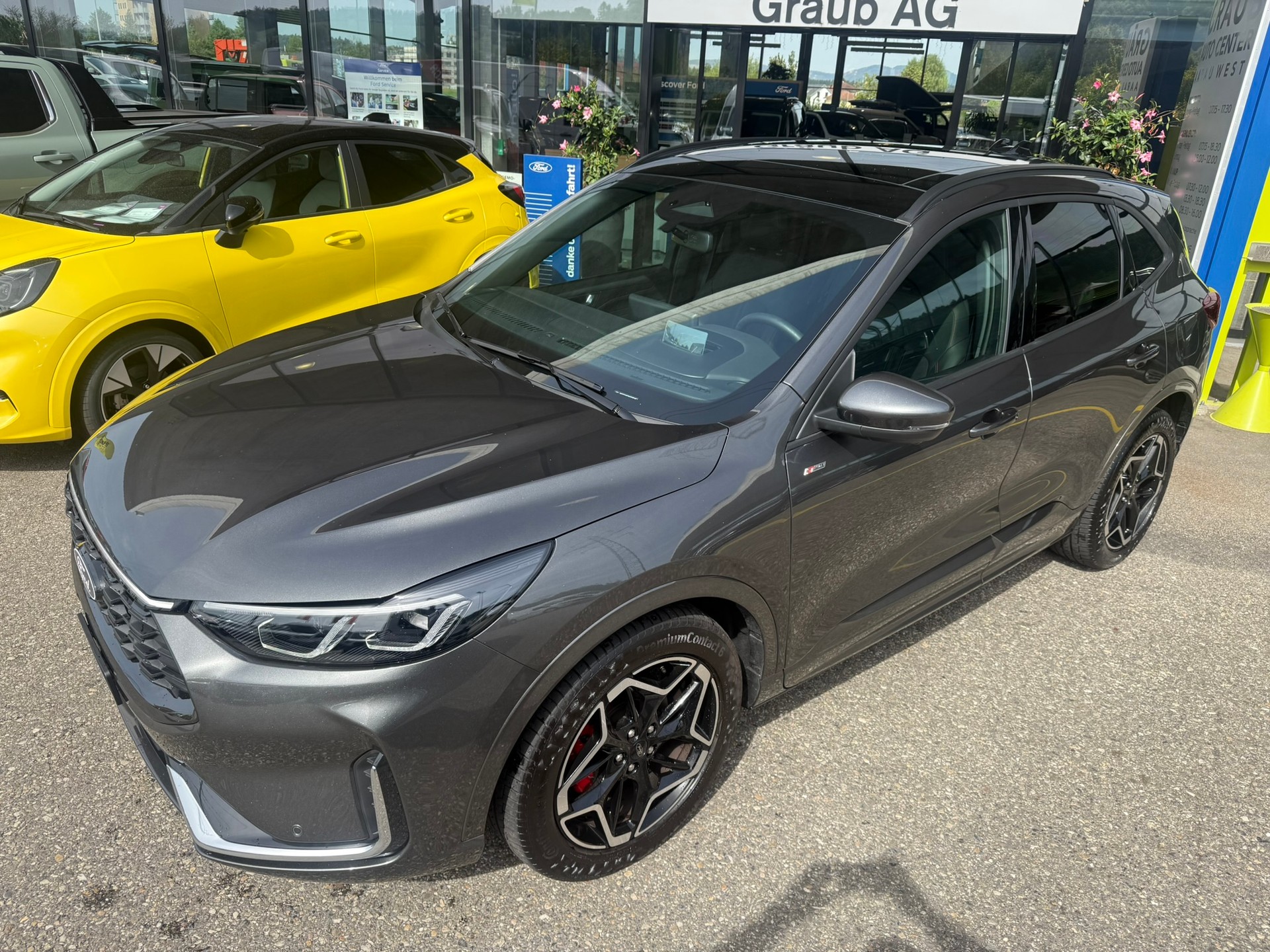 FORD Kuga 2.5 FHEV ST-Line X 4WD-showroom-element-2