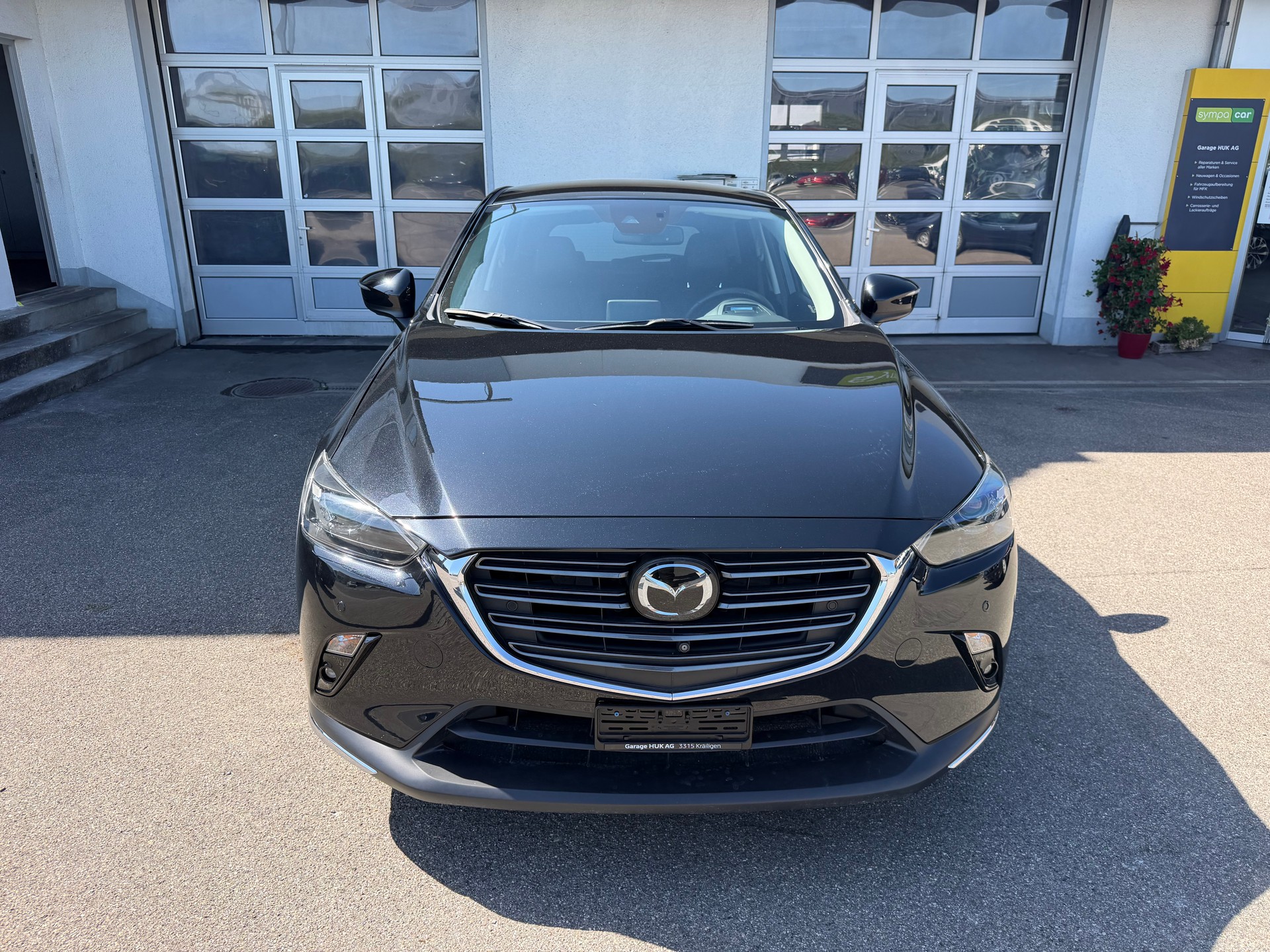 MAZDA CX-3 SKYACTIV-G 121 Revolution FWD Automat+++FRISCH AB MFK+++-showroom-element-1