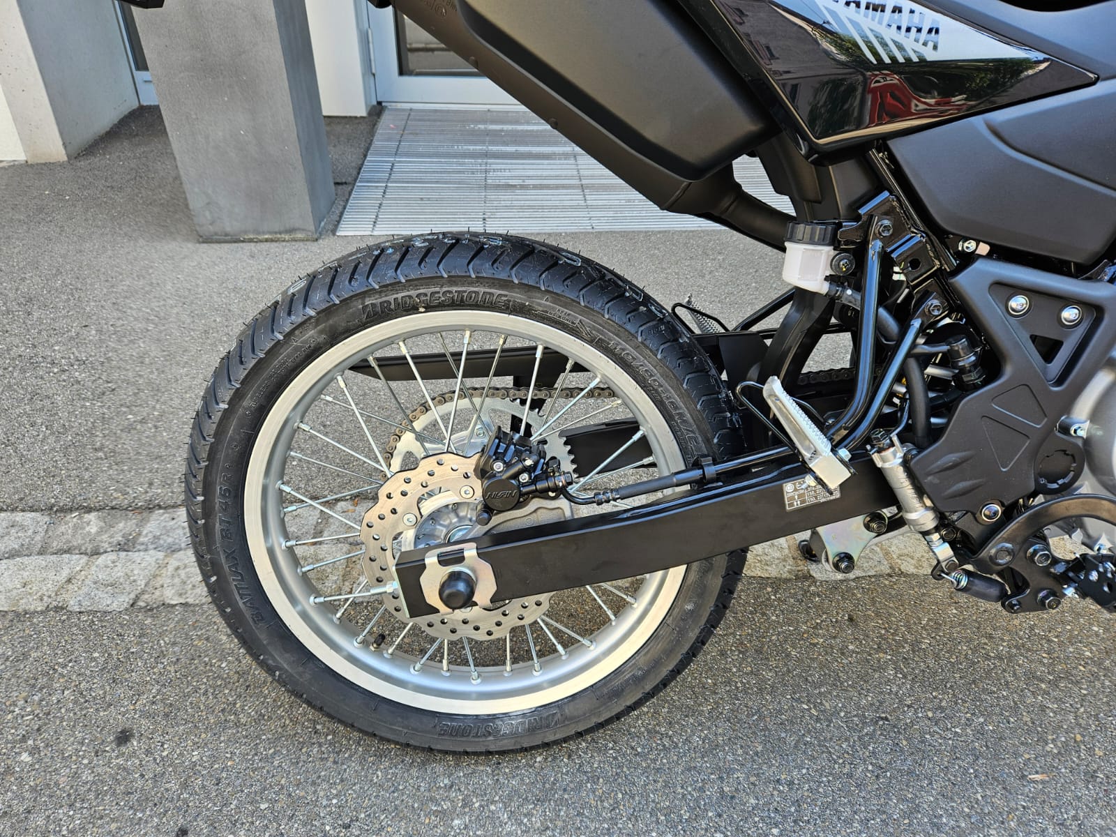 YAMAHA WR 125 SuperMotard-image-5