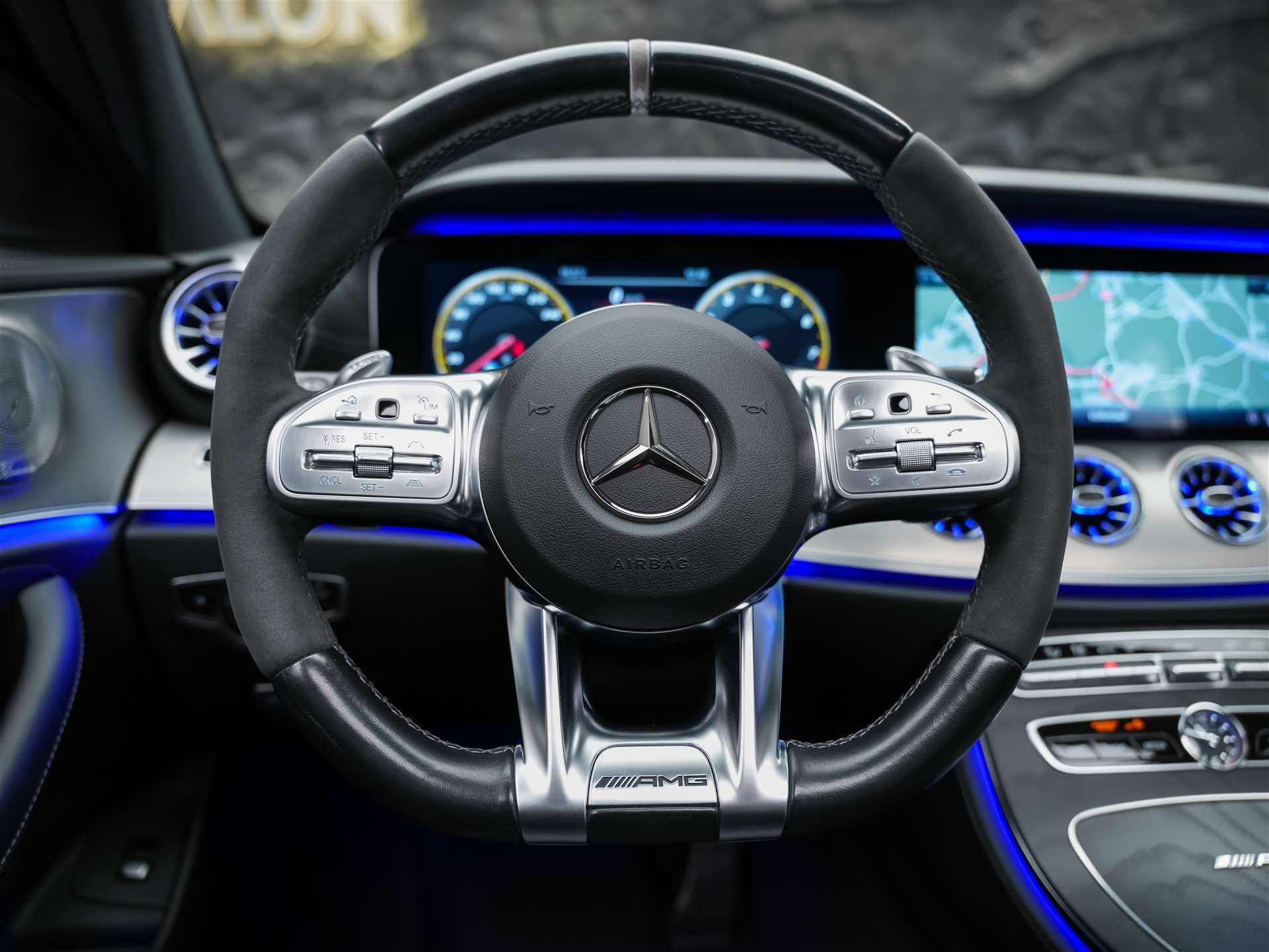MERCEDES-BENZ E 63 S AMG 4matic *21" Felgen*Panorama*Sitzbelüftung*Massage*Ambientebeleuchtung*-image-30