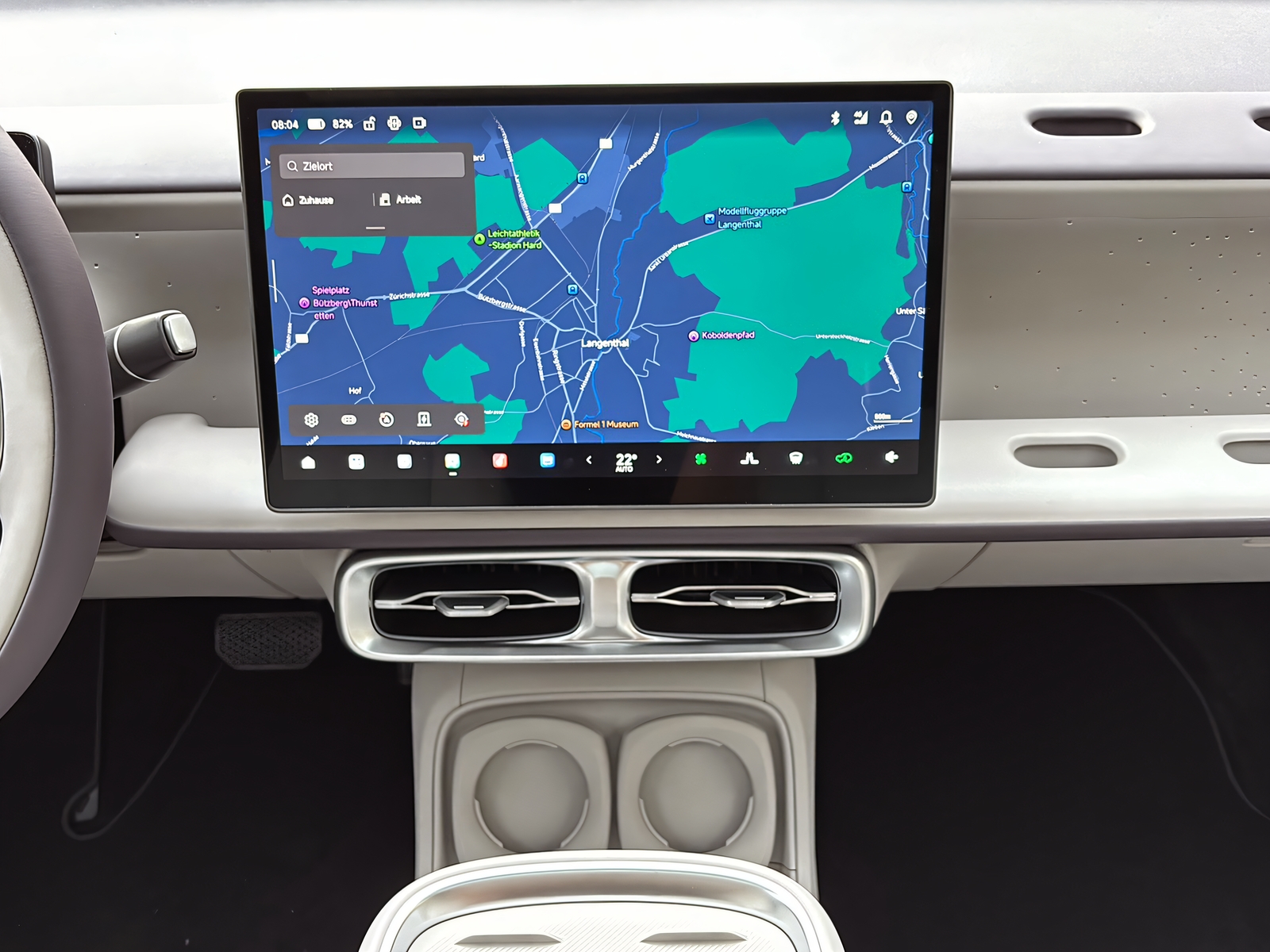LEAPMOTOR B10 Hybrid EV-image-5