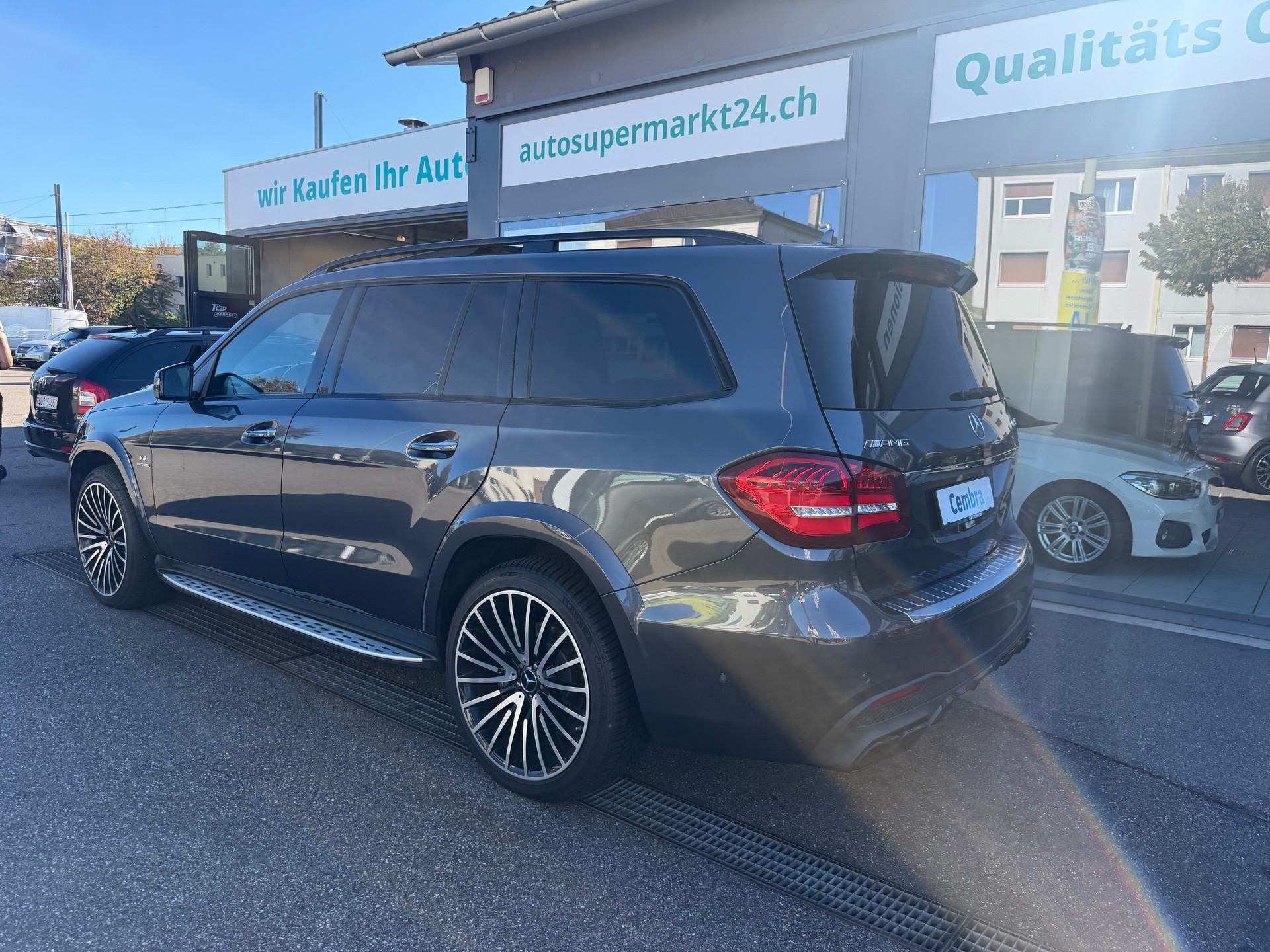MERCEDES-BENZ GLS 63 AMG 4Matic Speedshift Plus 7G-Tronic-showroom-element-2