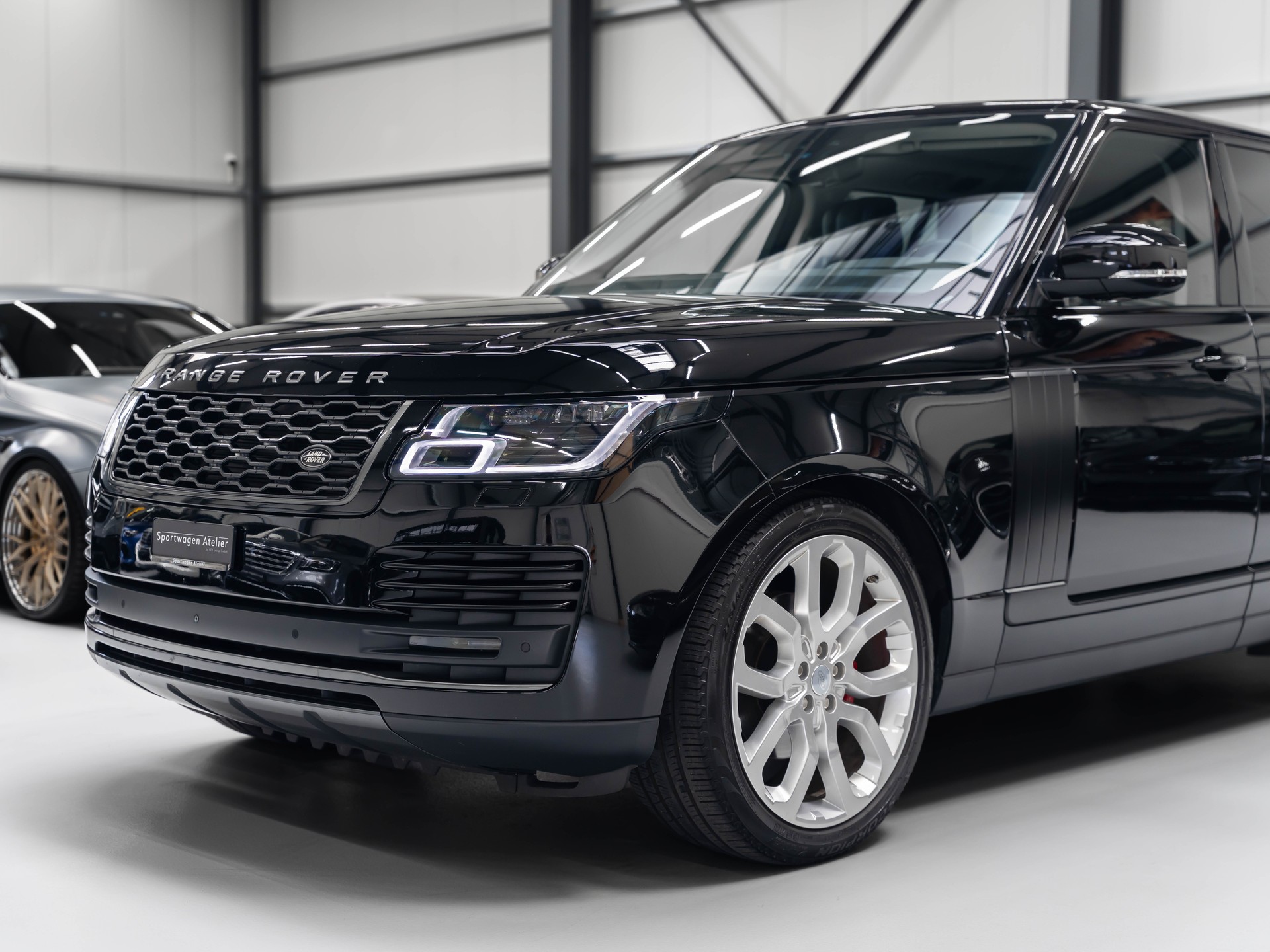 LAND ROVER Range Rover 3.0 SDV6 Vogue Automatic-image-12