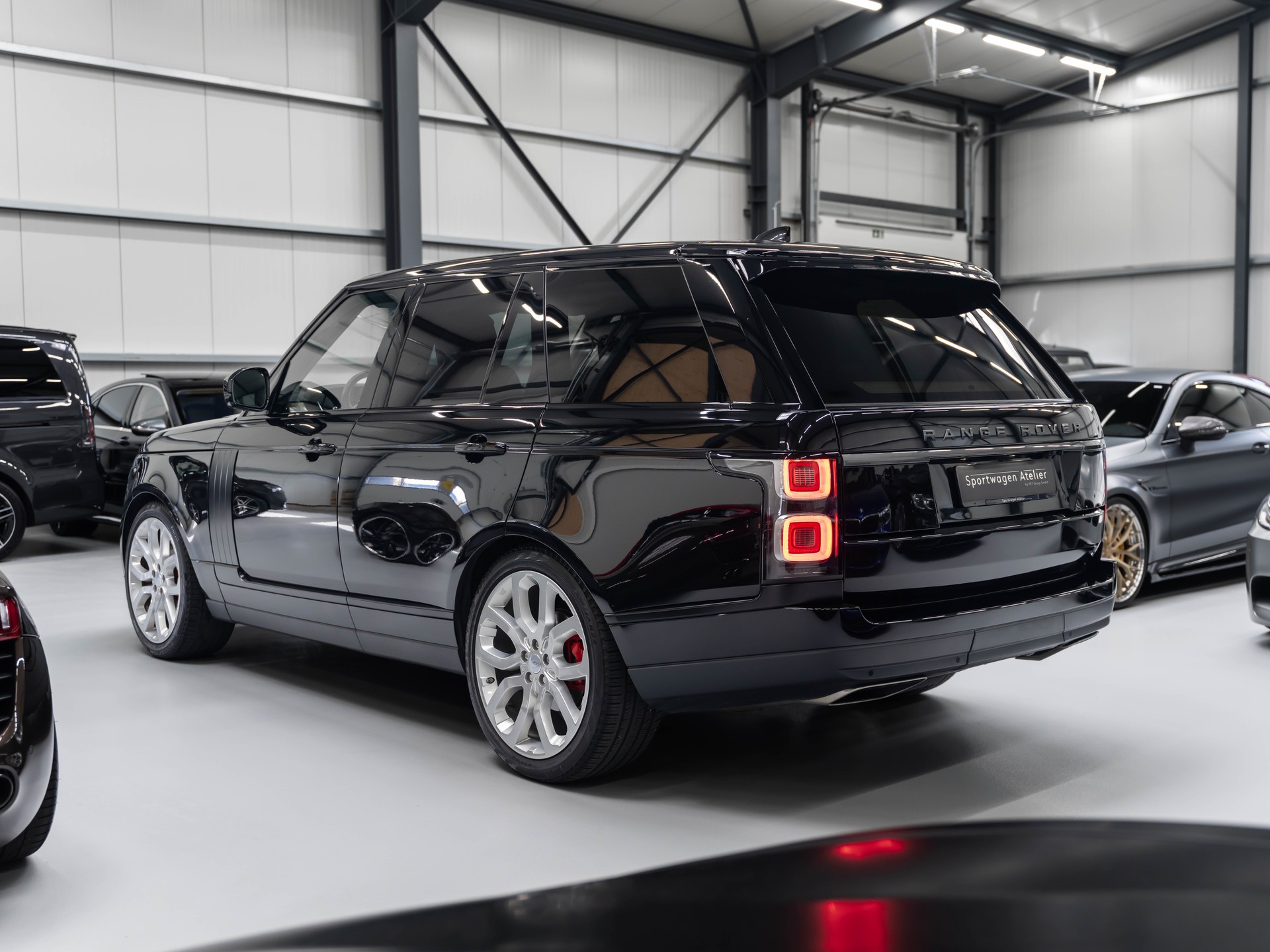 LAND ROVER Range Rover 3.0 SDV6 Vogue Automatic-showroom-element-1