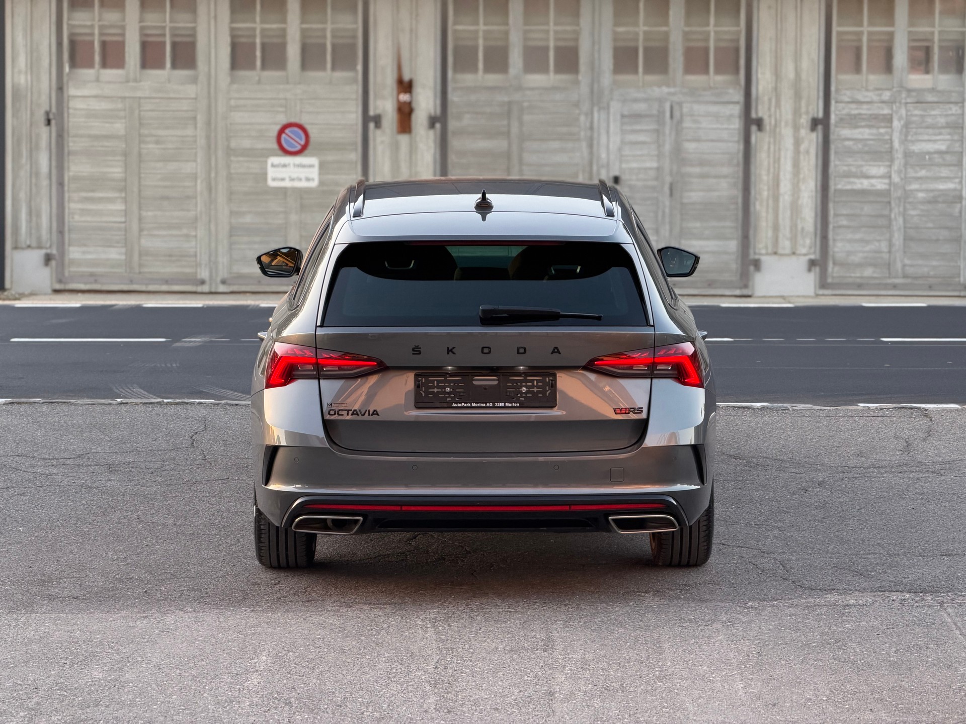 SKODA Octavia Combi 2.0 TDI DSG RS 4x4-image-5