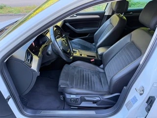 VW Passat Variant 2.0 TSI BMT Highline DSG-image-8