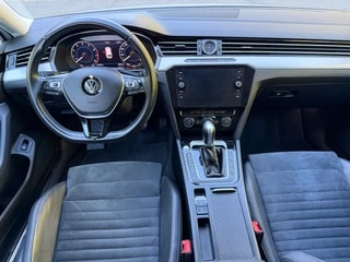 VW Passat Variant 2.0 TSI BMT Highline DSG-image-9