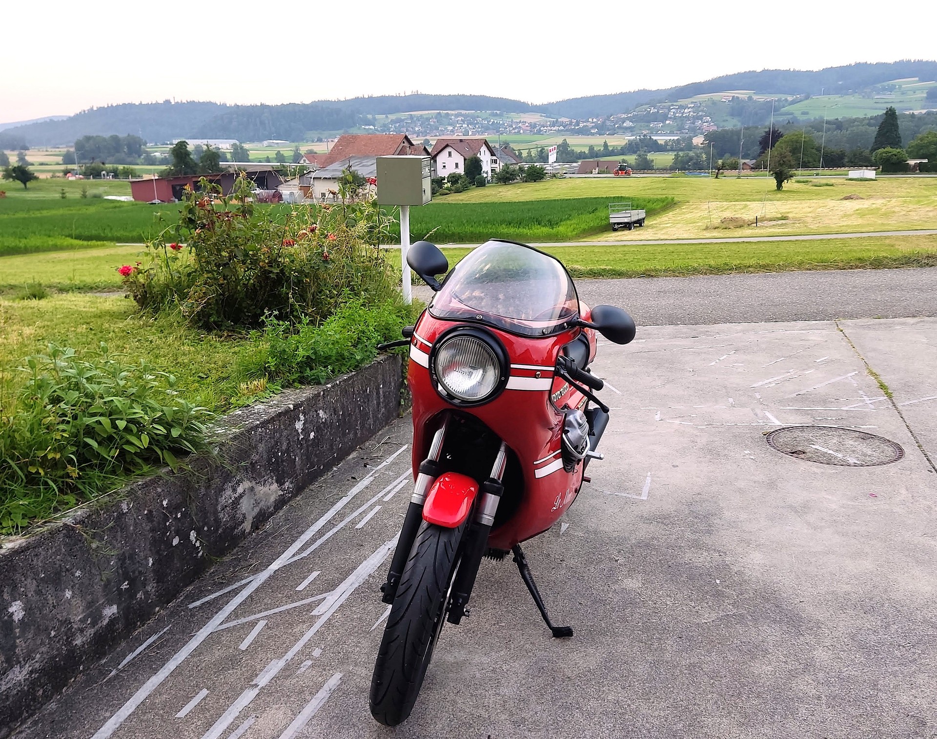 MOTO GUZZI VE-850-image-1