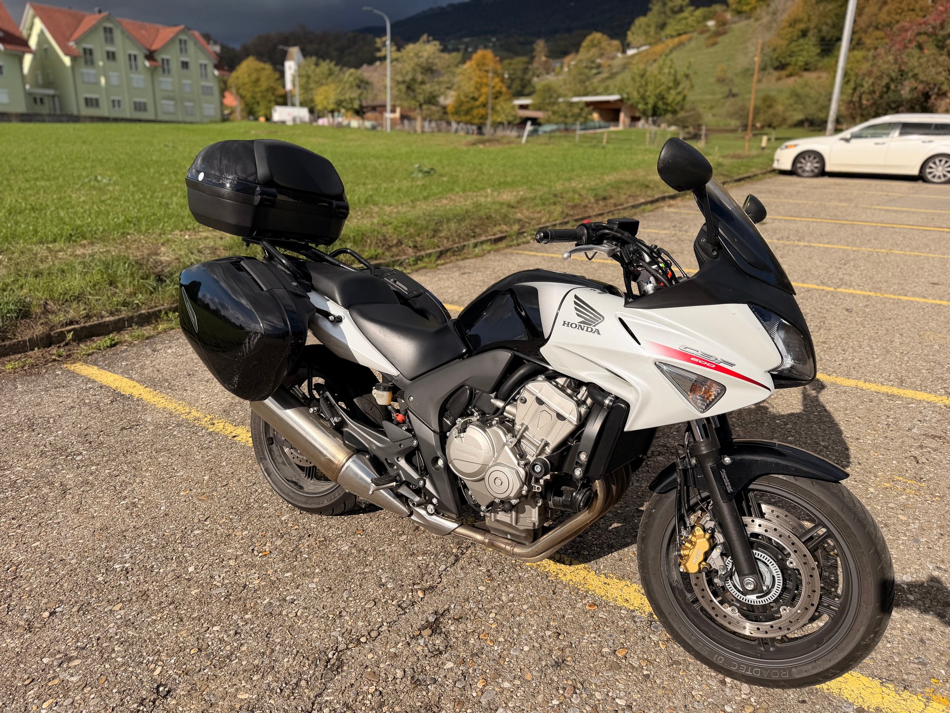 HONDA CBF 600 SA ABS-image-1