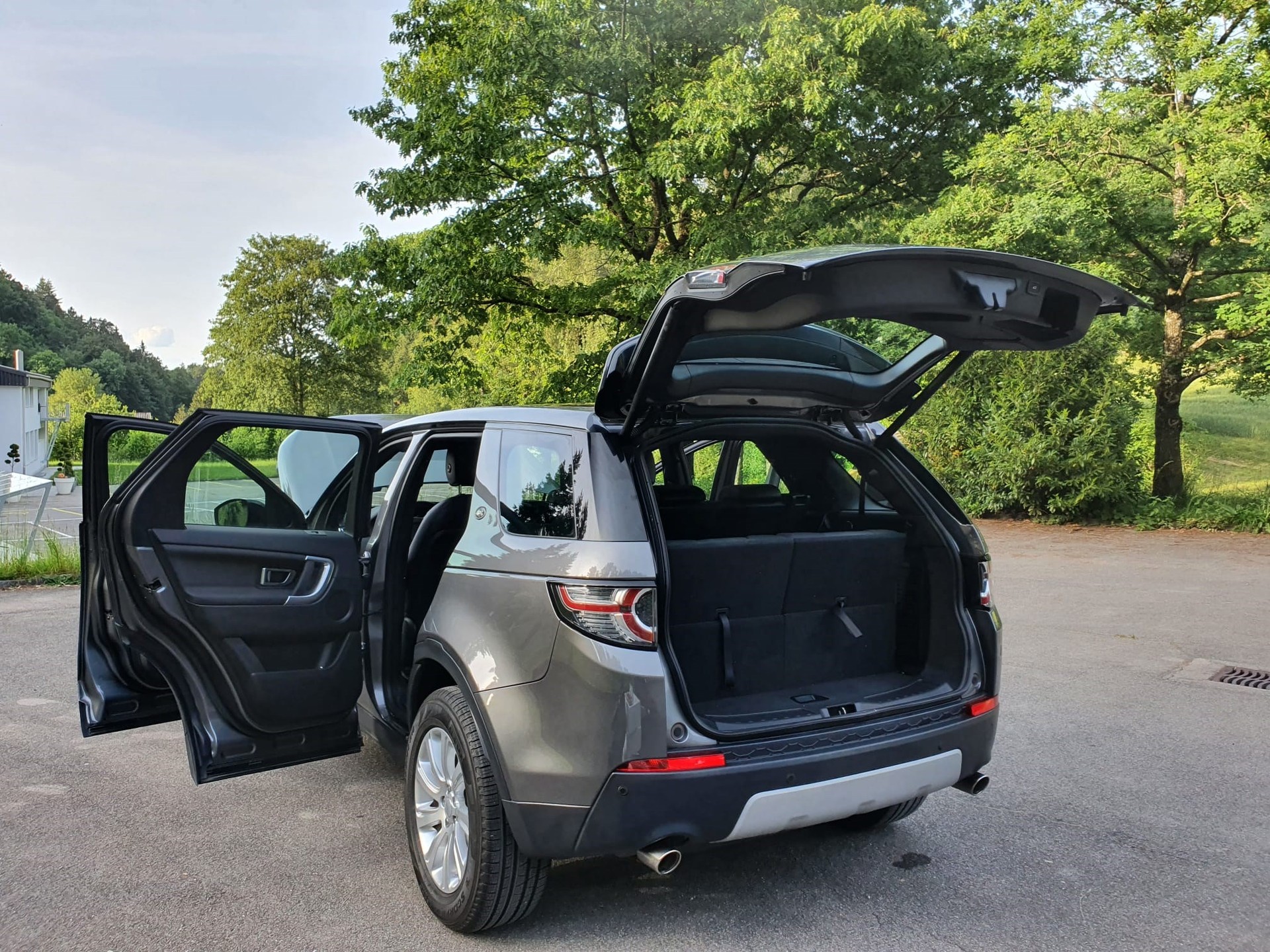 LAND ROVER Discovery Sport 2.0 TD4 Pure AT9