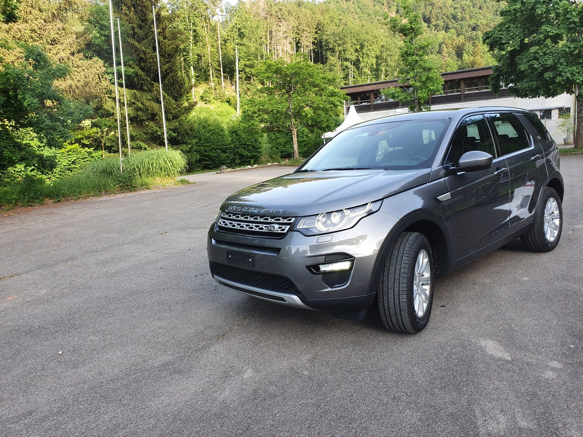 LAND ROVER Discovery Sport 2.0 TD4 Pure AT9-image-15