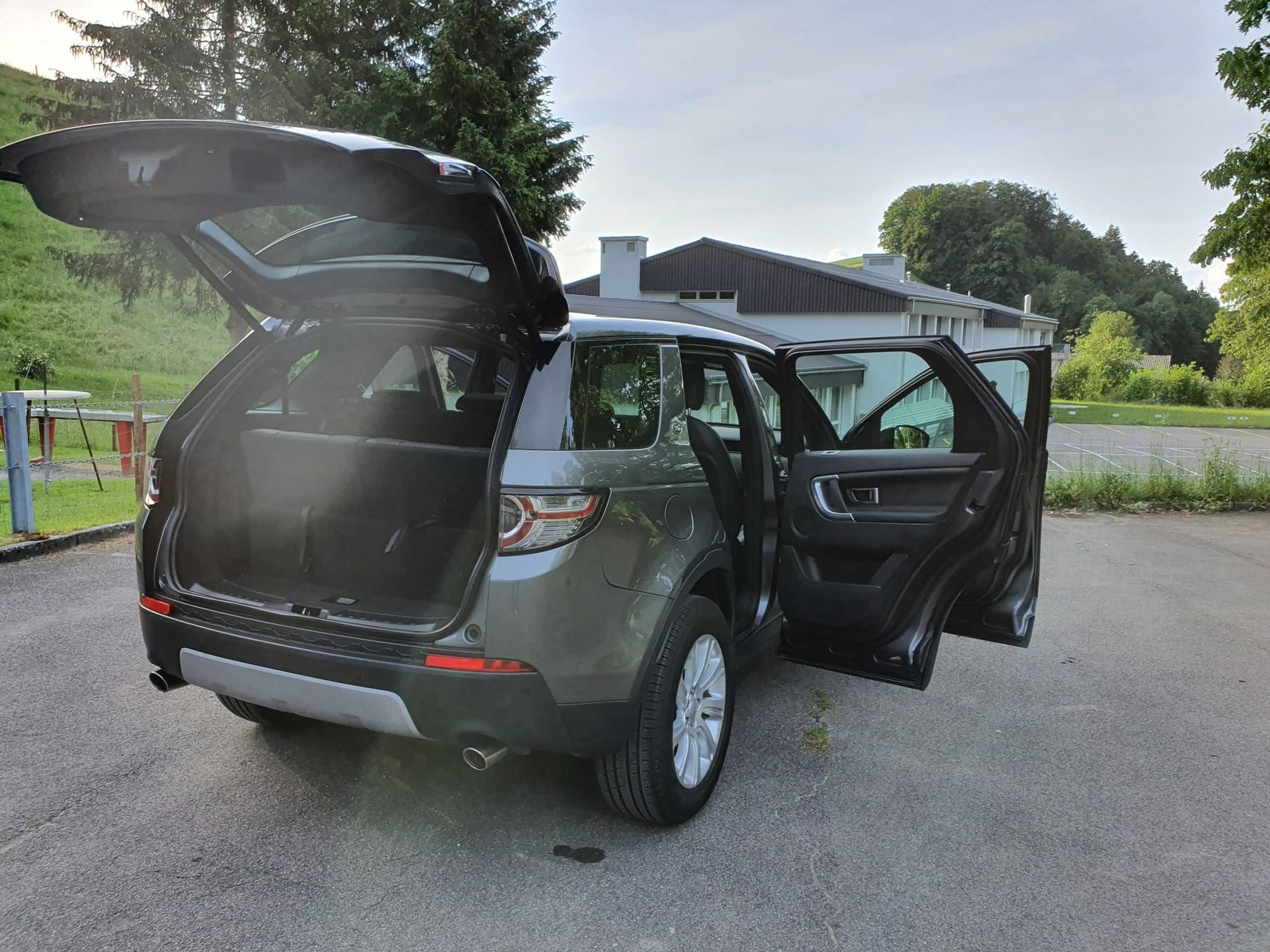 LAND ROVER Discovery Sport 2.0 TD4 Pure AT9-image-7