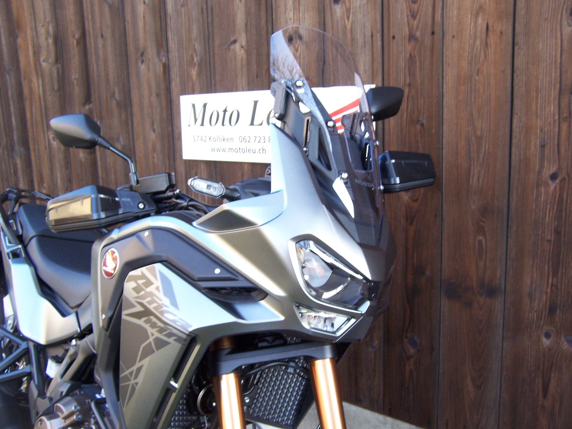 HONDA CRF 1100 DCT Africa Twin Adventure-image-5