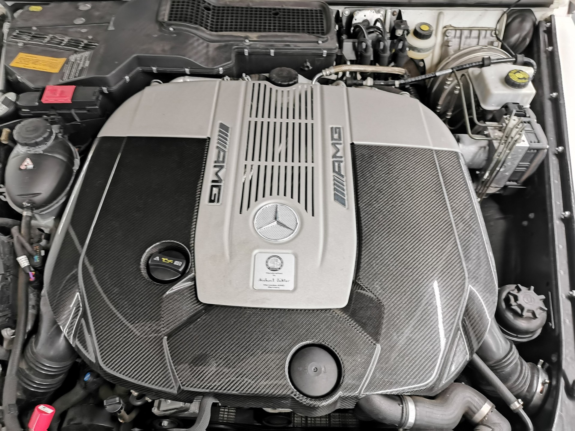 MERCEDES-BENZ G 65 AMG 612 PS 1000 NM DREHMOMENT SONDEREDITION UAE SPIRIT OF THE UNION 40 VOLL FRONTBÜGEL-image-13