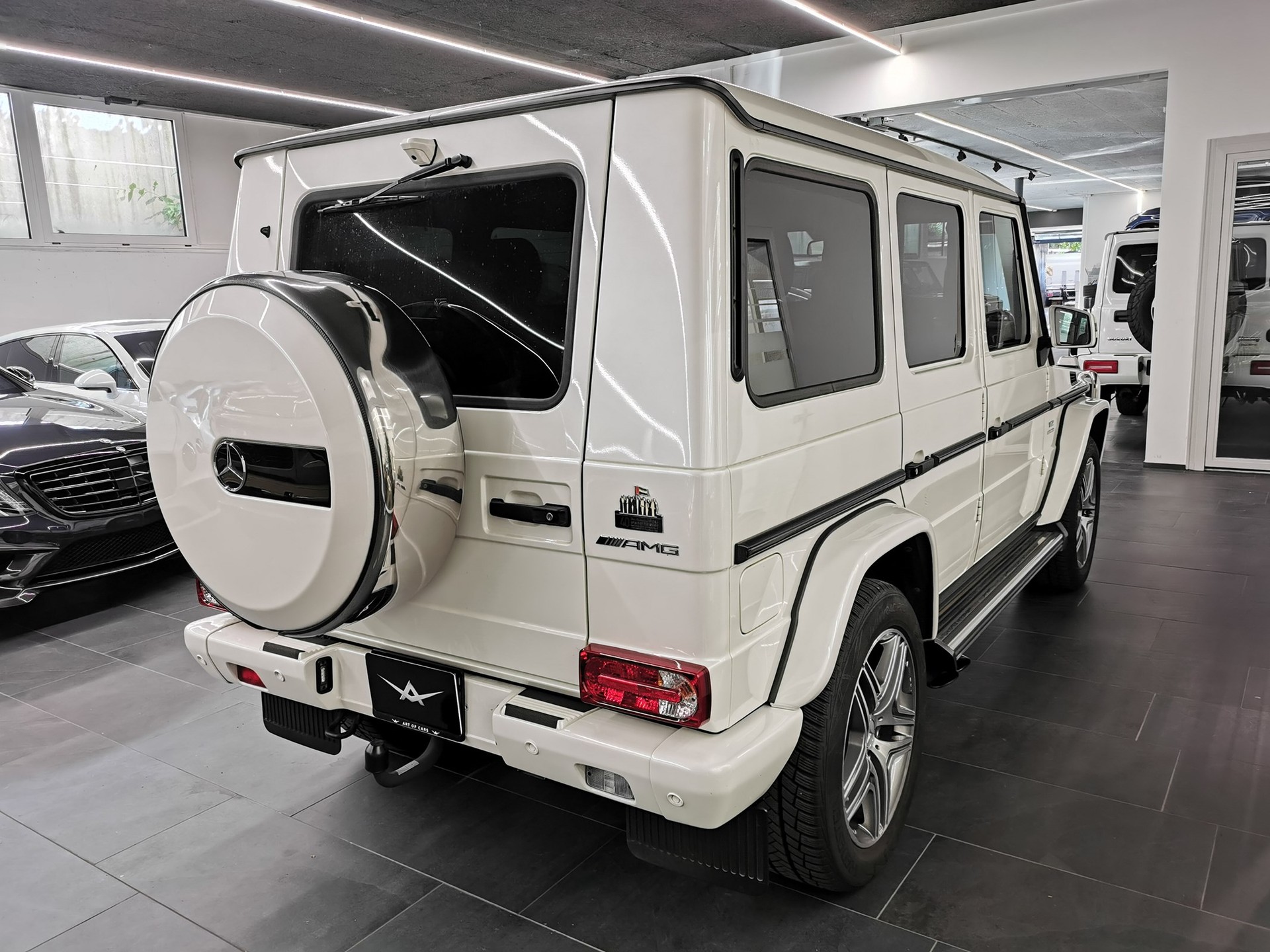 MERCEDES-BENZ G 65 AMG 612 PS 1000 NM DREHMOMENT SONDEREDITION UAE SPIRIT OF THE UNION 40 VOLL FRONTBÜGEL-image-6