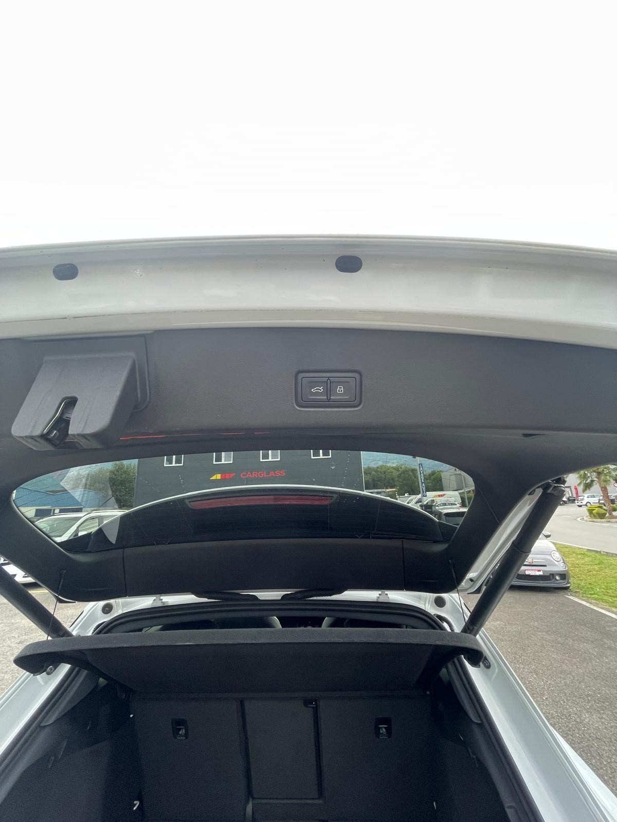 AUDI Q4 e-tron 35-image-8