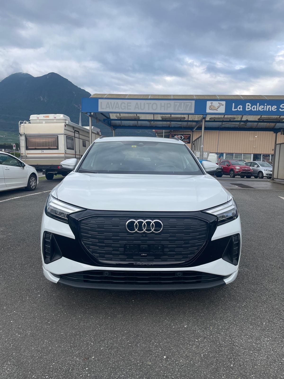 AUDI Q4 e-tron 35-image-2