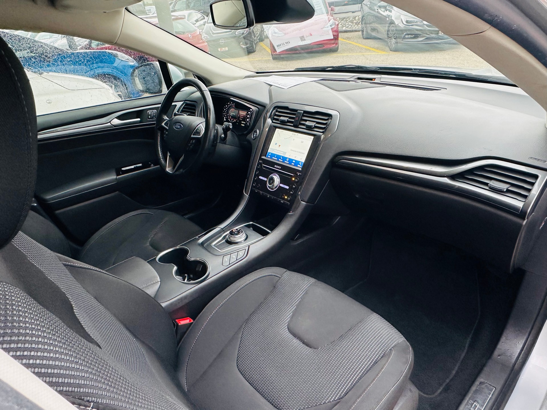 FORD Mondeo 2.0 TDCi Titanium Automatik-image-10
