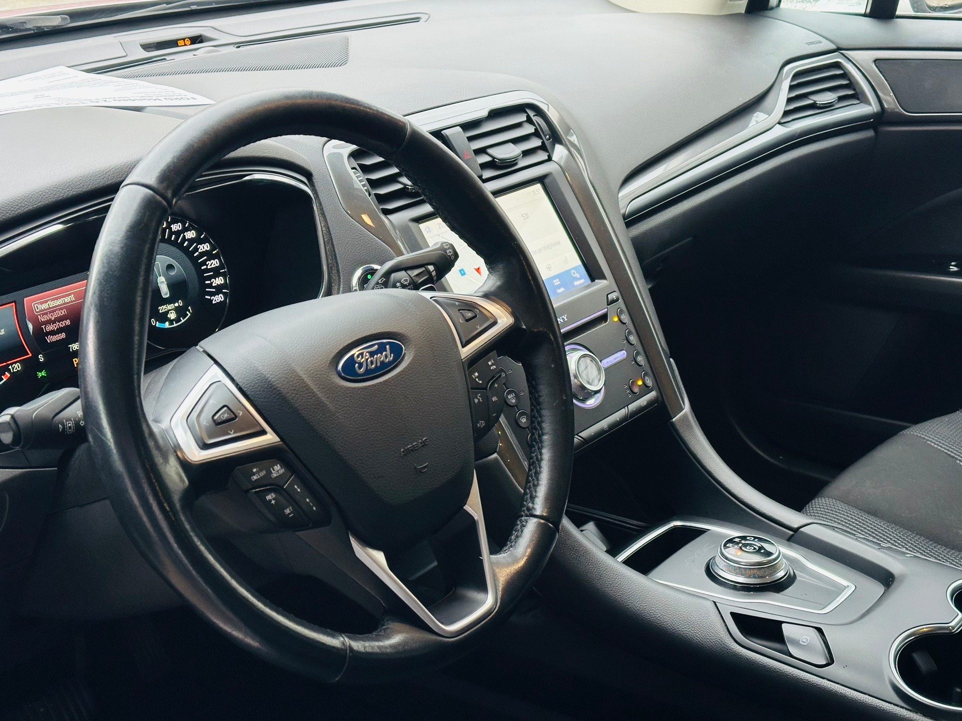 FORD Mondeo 2.0 TDCi Titanium Automatik-image-9