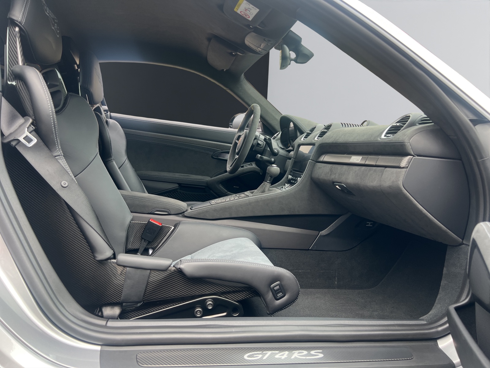 PORSCHE 718 Cayman GT4 RS PDK-image-12