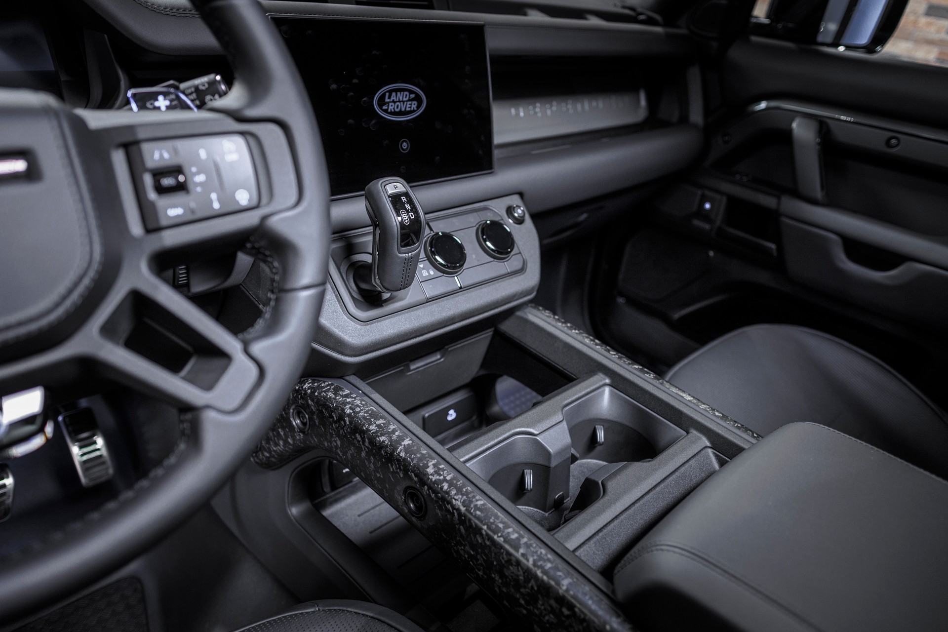 LAND ROVER 110 Octa Edition One-image-7