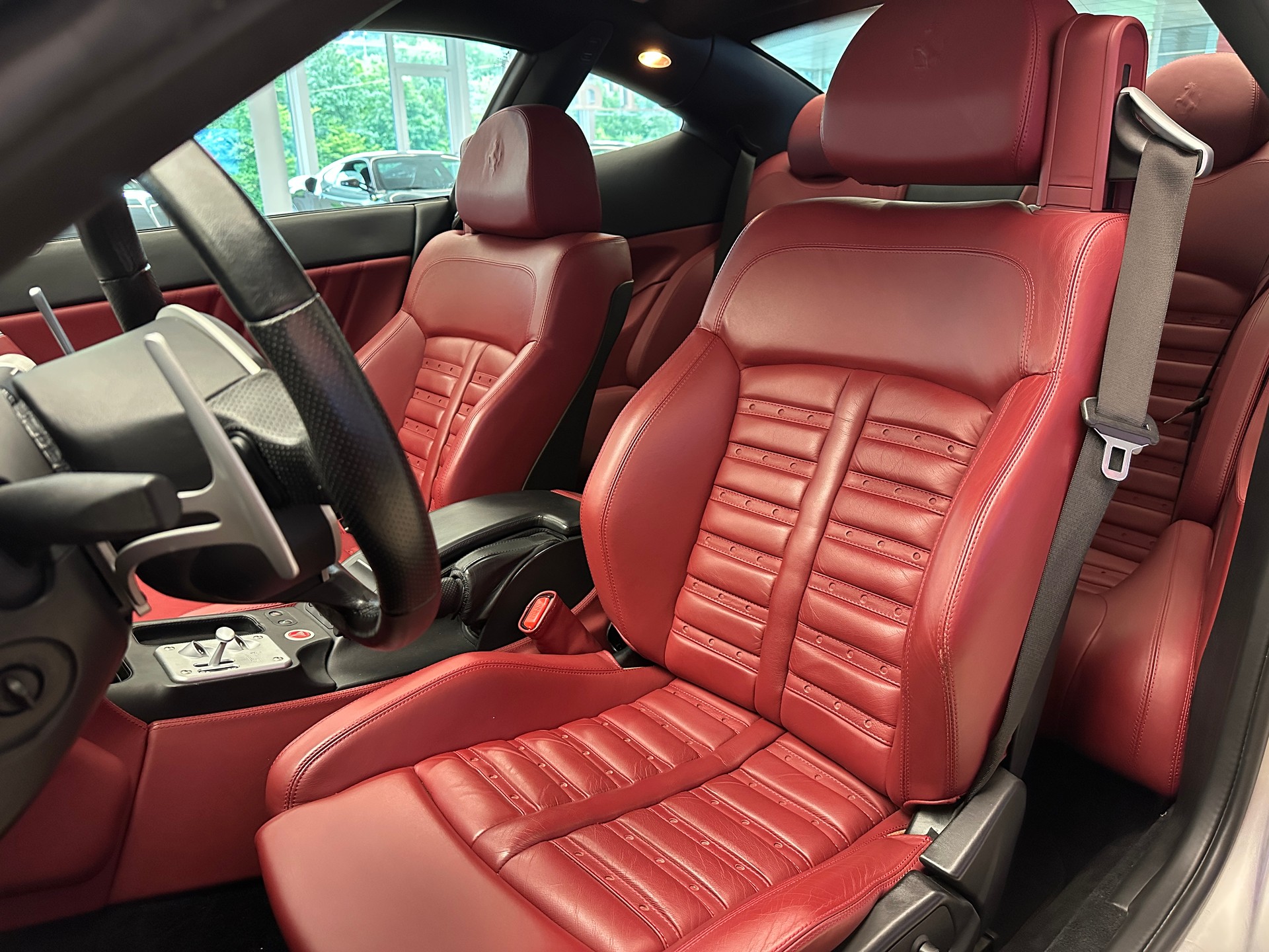 FERRARI 612-image-12