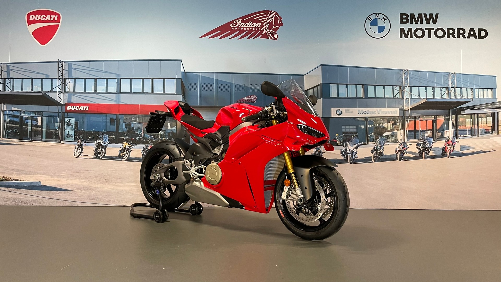 DUCATI PANIGALE V4 S-image-0