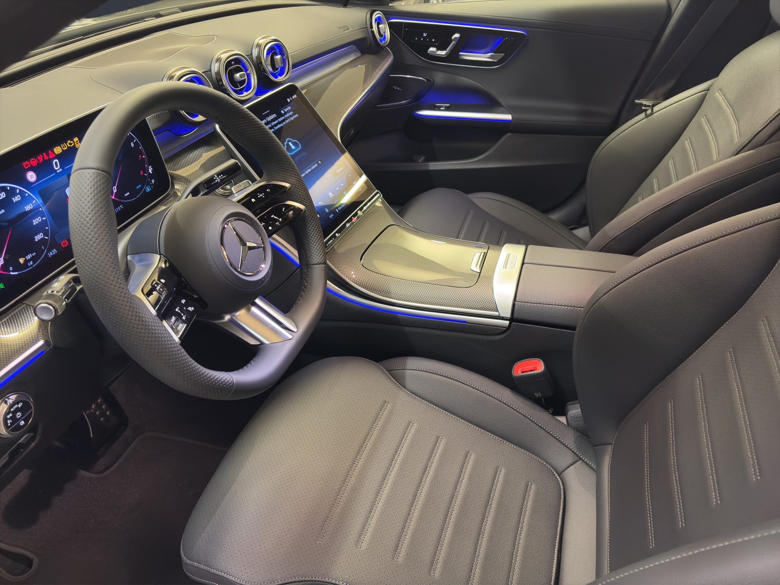 MERCEDES-BENZ C 300 4M Berline-image-8