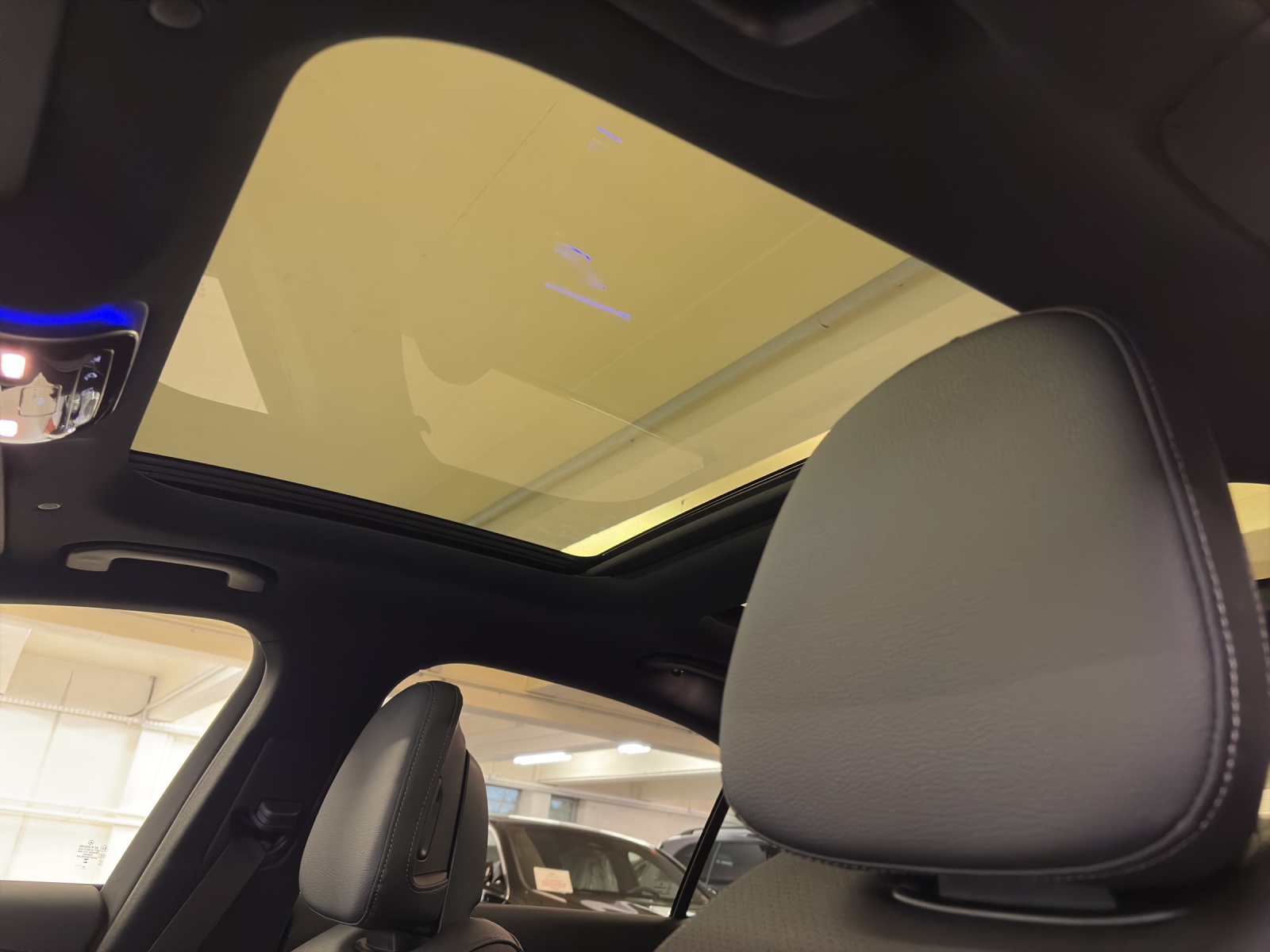 MERCEDES-BENZ C 300 4M Berline-image-11