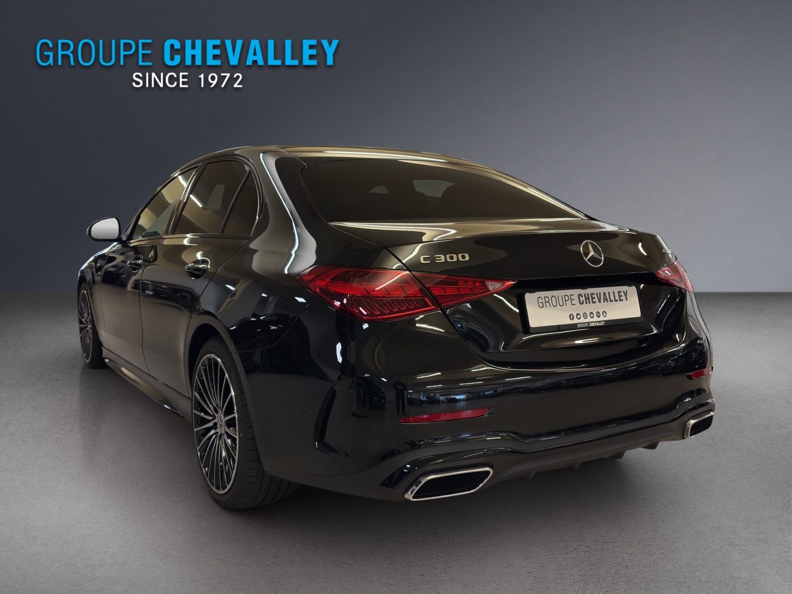 MERCEDES-BENZ C 300 4M Berline-showroom-element-2